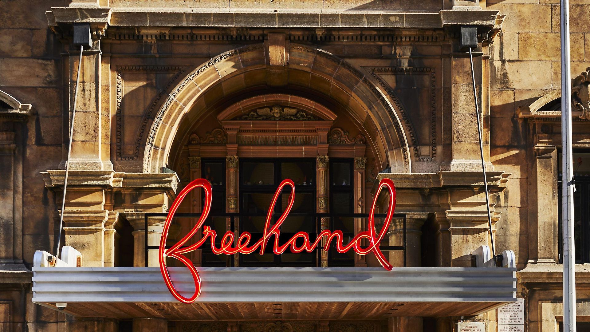 Hotel Freehand