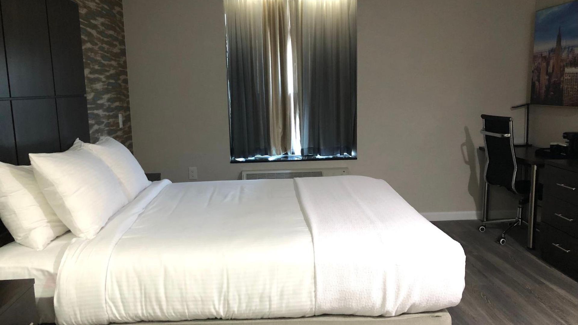 Hotel Nirvana 4*