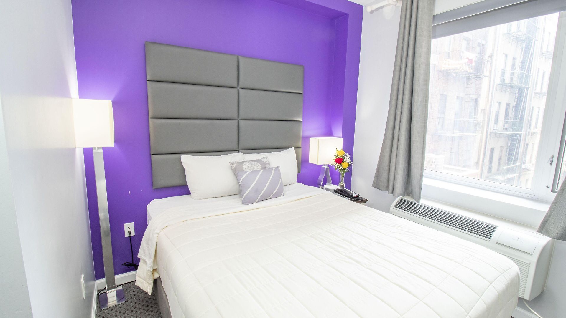 Canal Loft Hotel 2*