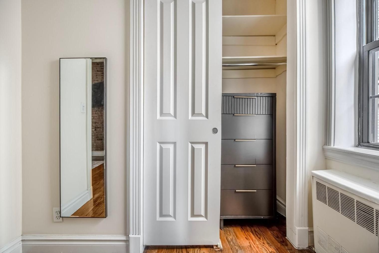 West Village 1br W Wd Nr Cafes Nyc-1079