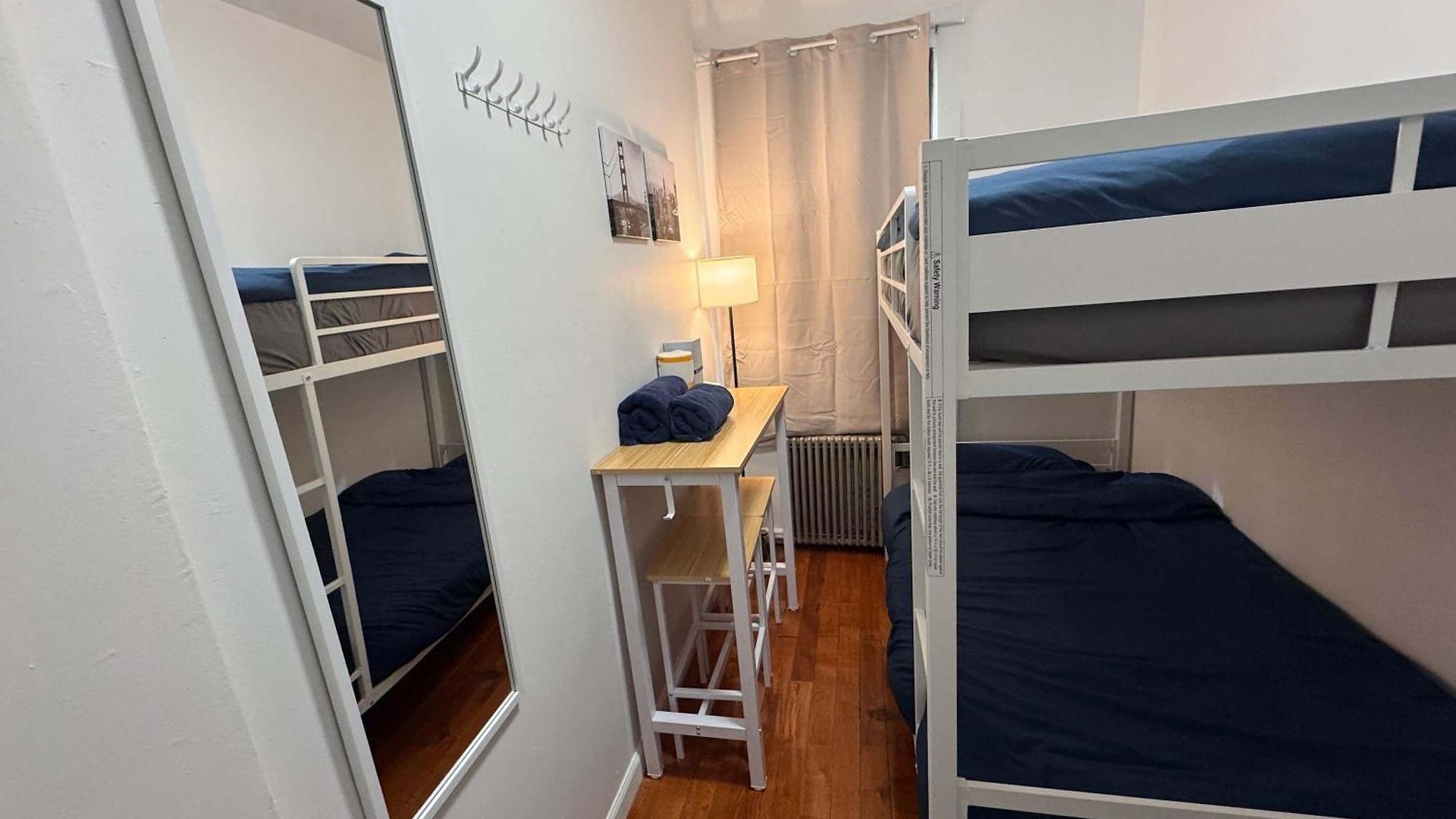In Chelsea 2 With Kitchen - Shared Bathroom -5th Floor Walk-up * New York