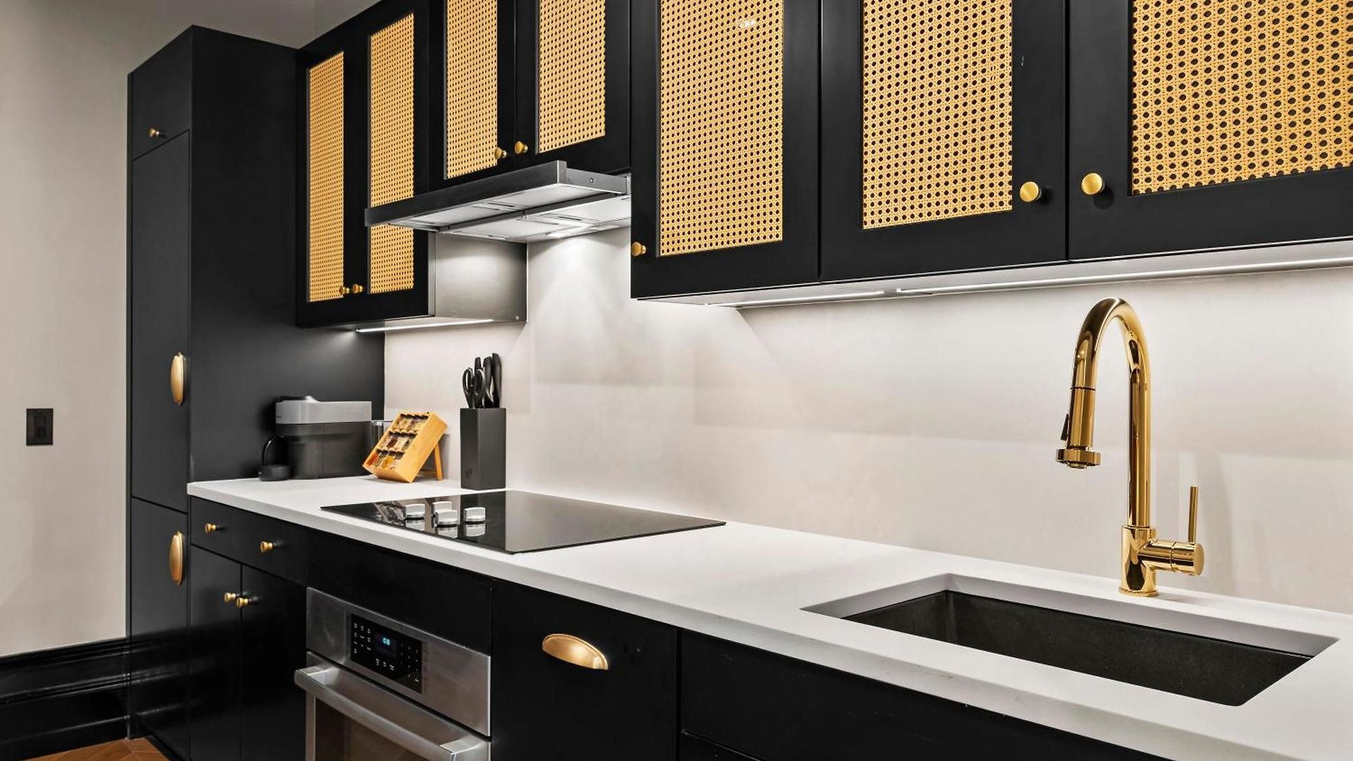 Apartment Freeman 601 By Rove With Shared Amenities *
