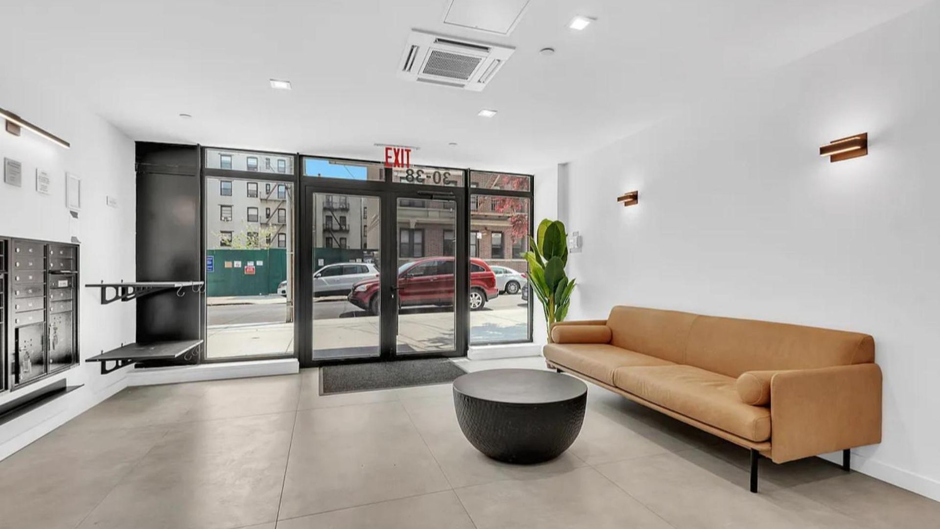 Elegant Apartment *