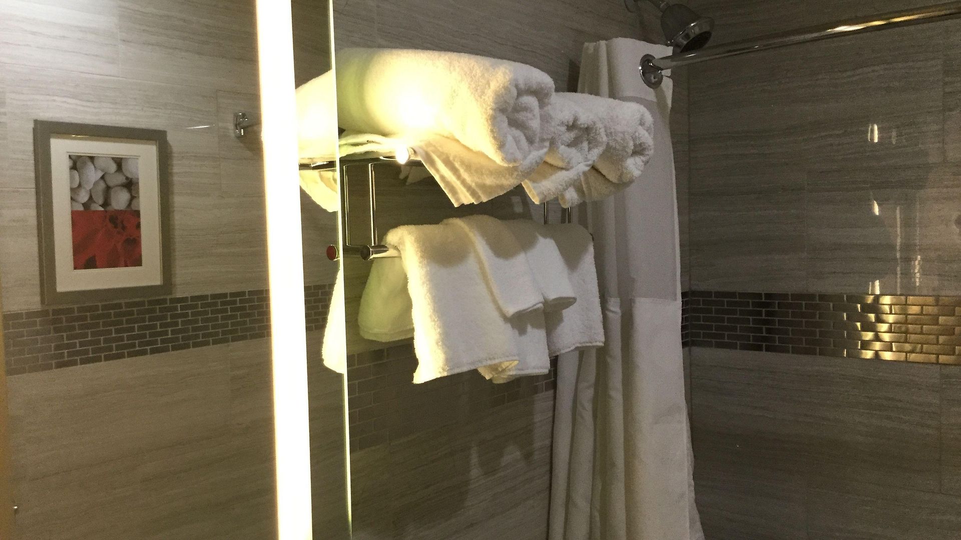 Ramada By Wyndham Bronx Terminal New York