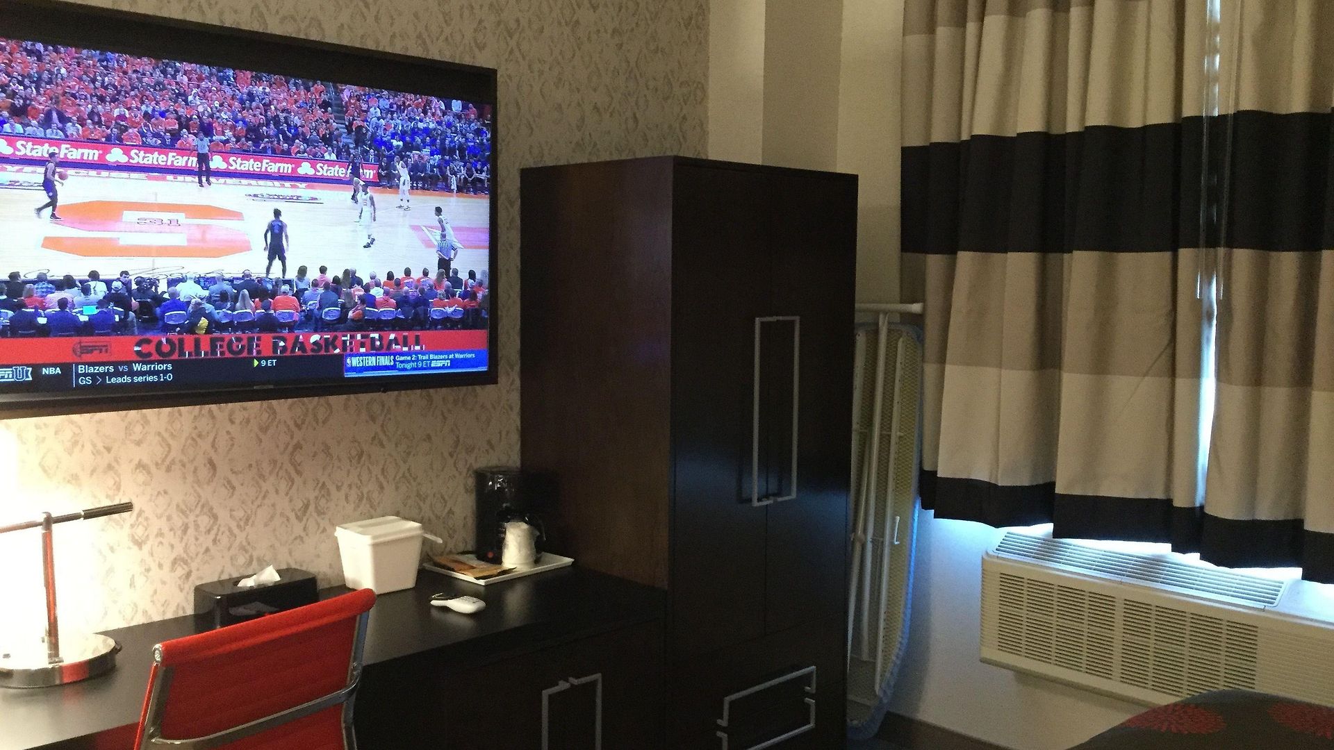Ramada By Wyndham Bronx Terminal Hotel
