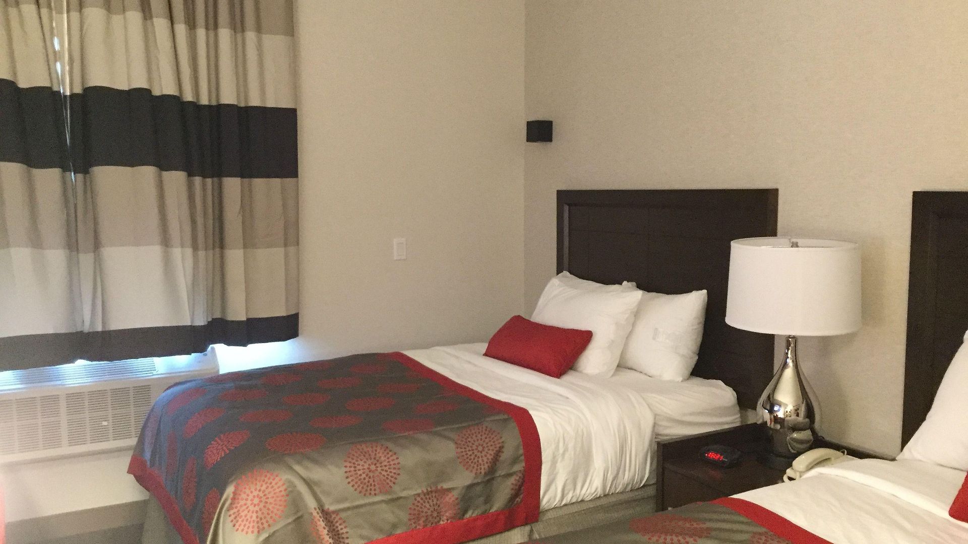 Ramada By Wyndham Bronx Terminal Hotel New York