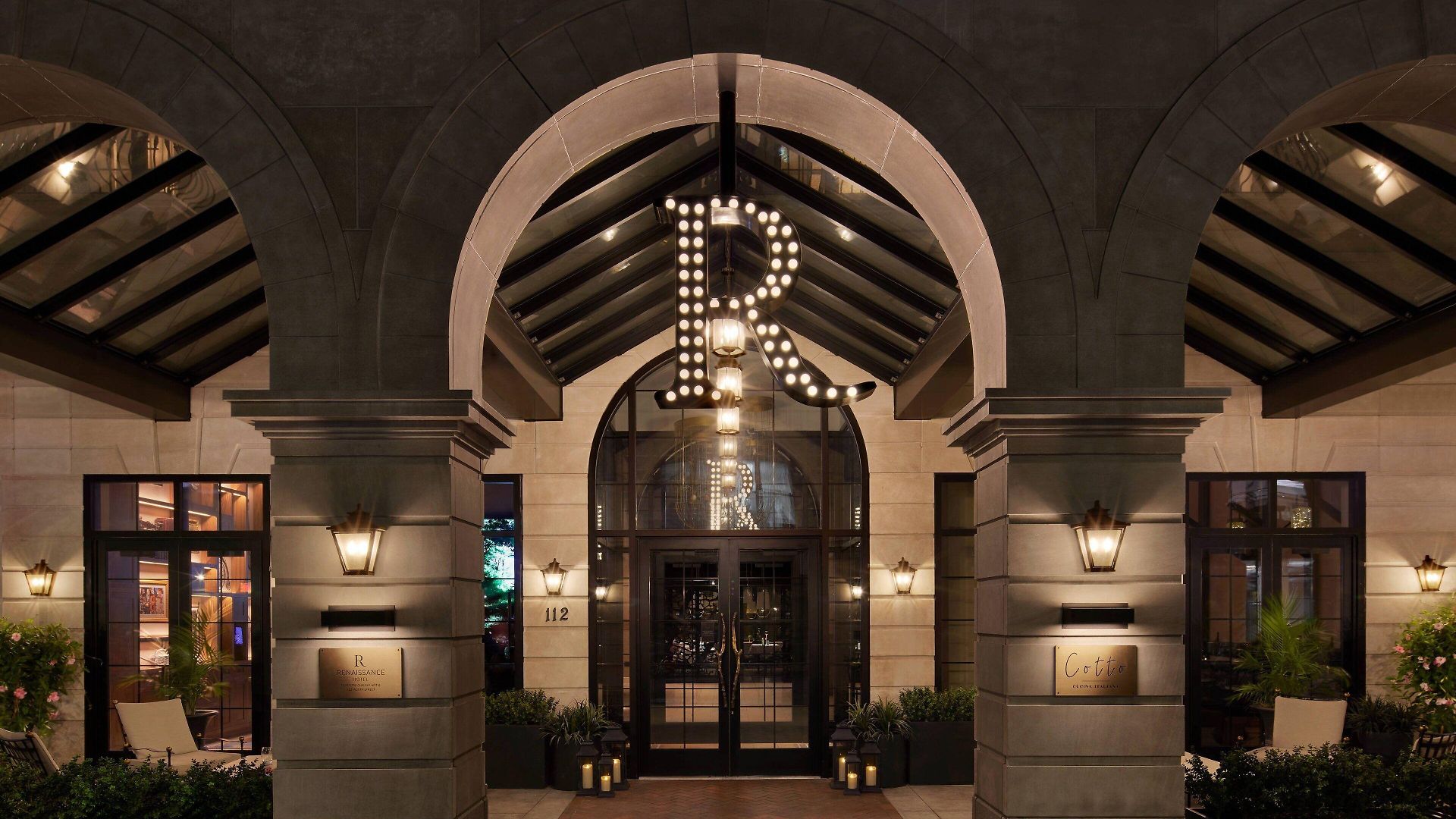 Hotel Renaissance Chelsea New York