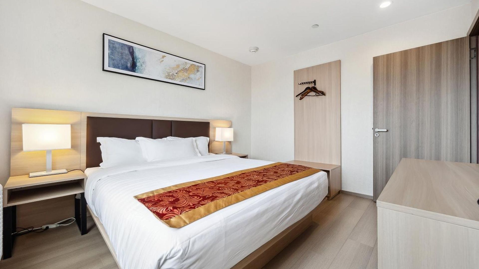 Ramada By Wyndham Flushing Queens Hotel New York