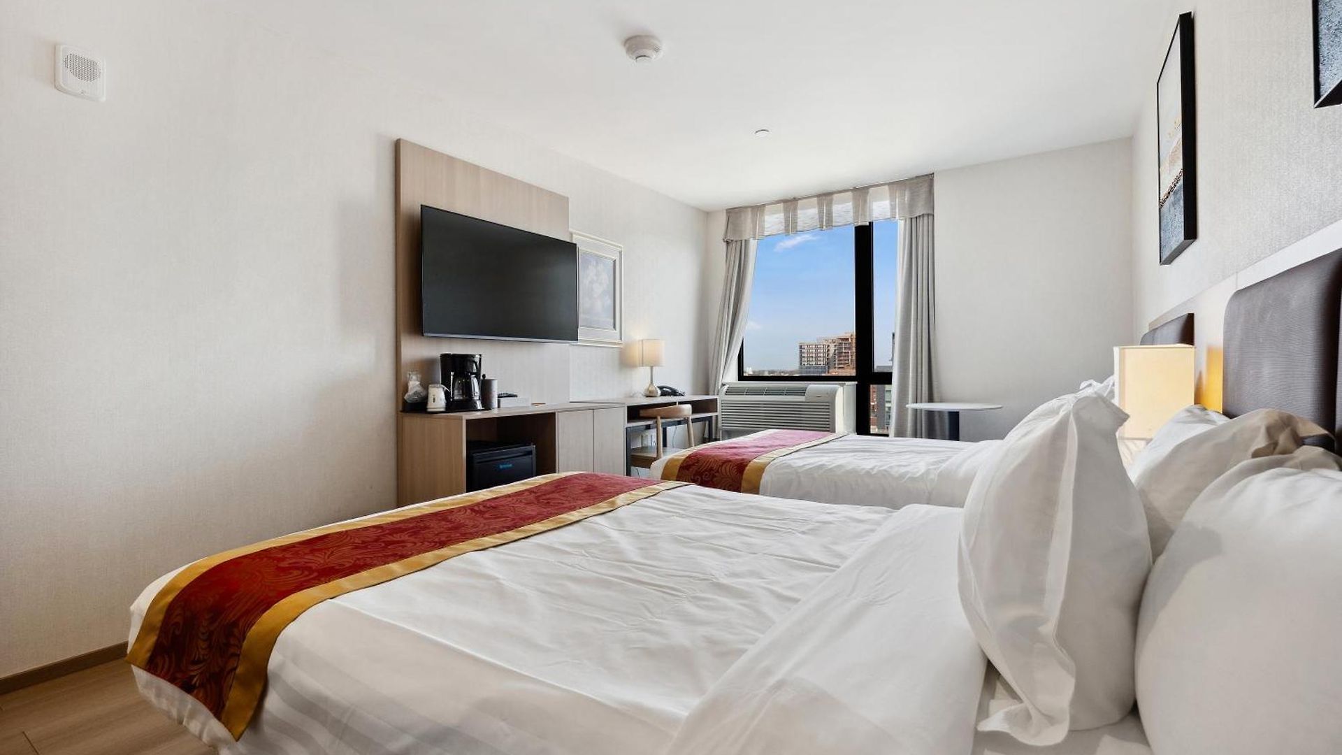 Ramada By Wyndham Flushing Queens Hotel 3*