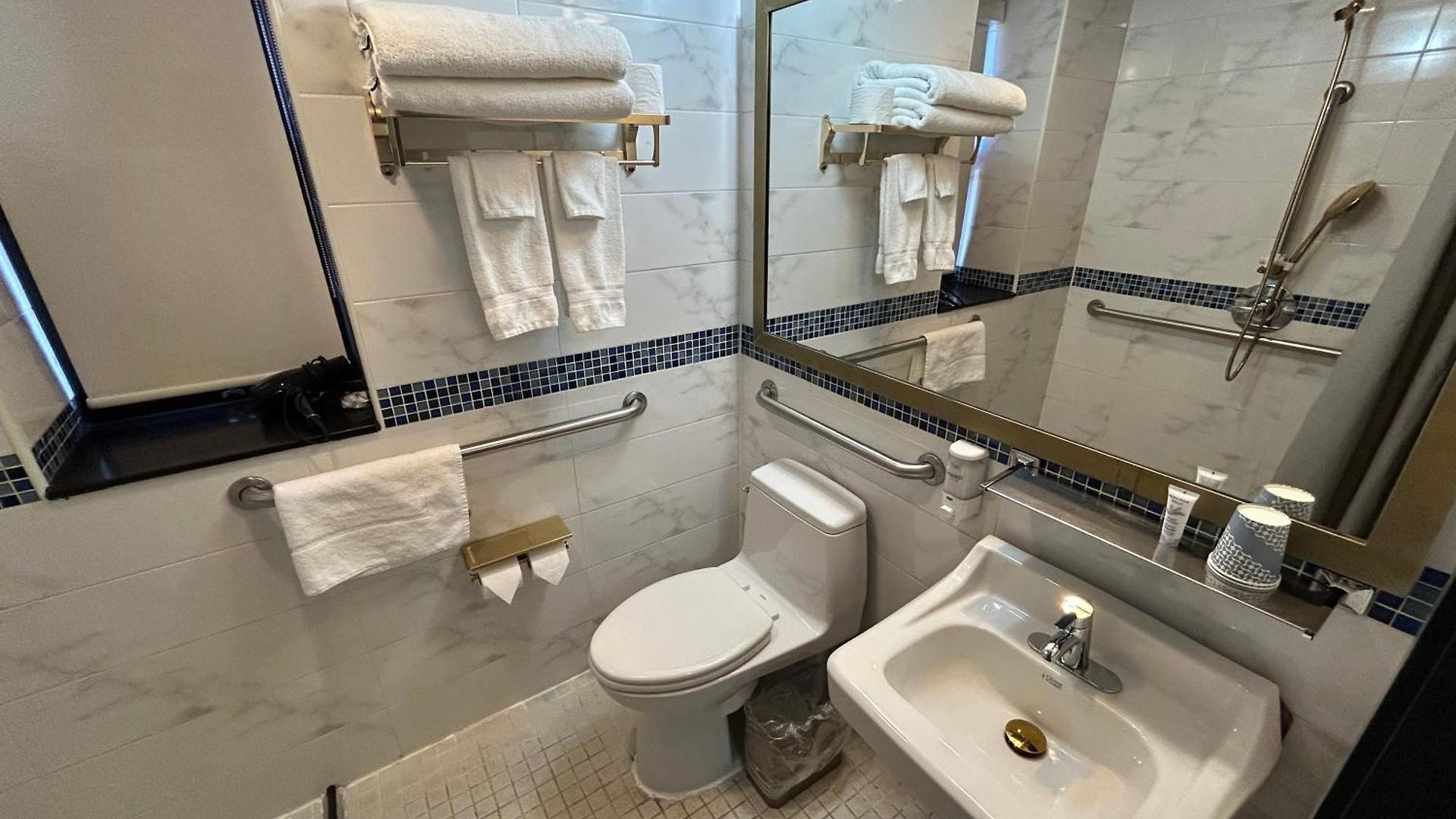 Richland Les 3* New York