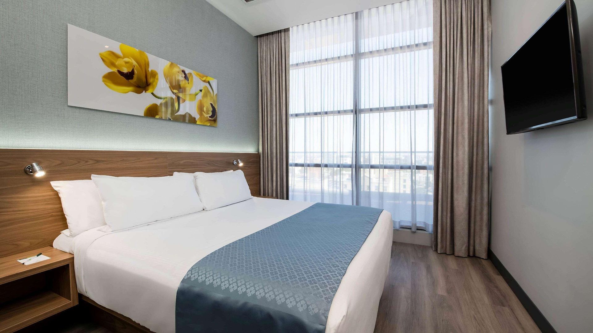 Wingate By Wyndham Long Island New York