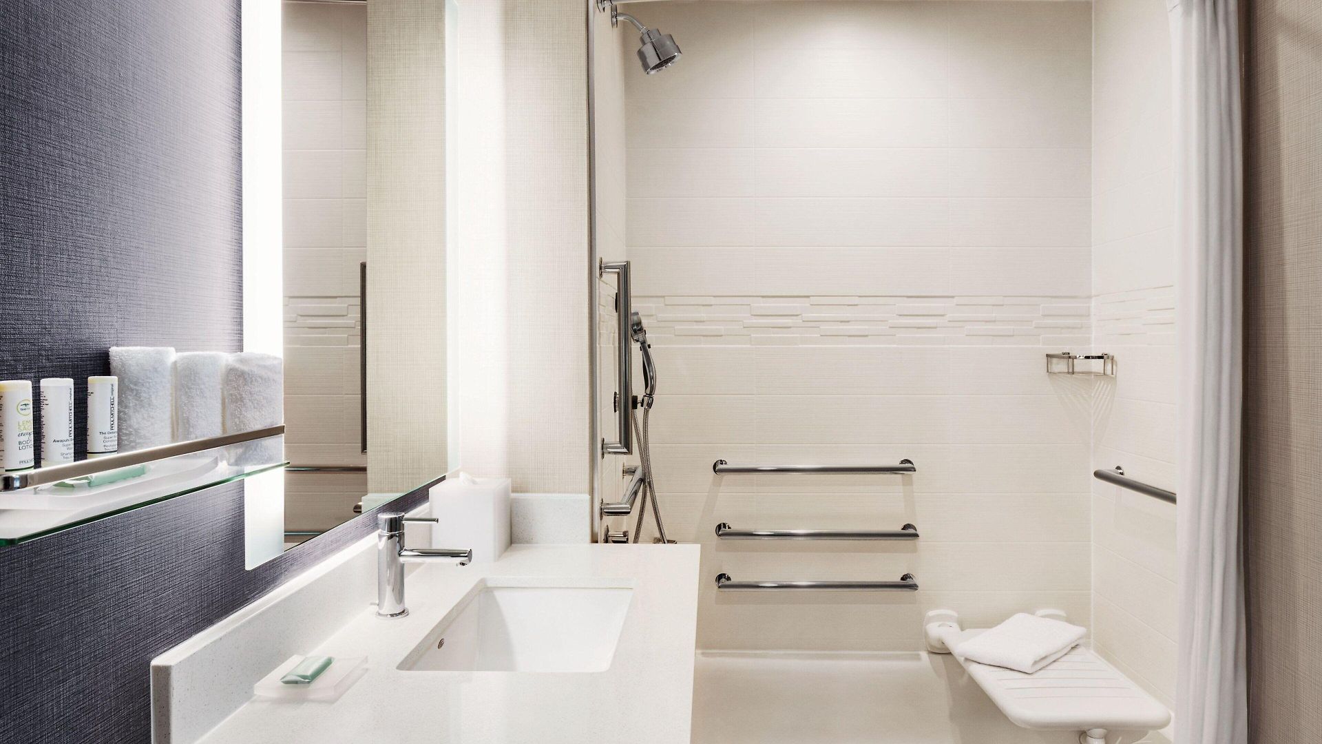By Marriott Jfk Airport 3*