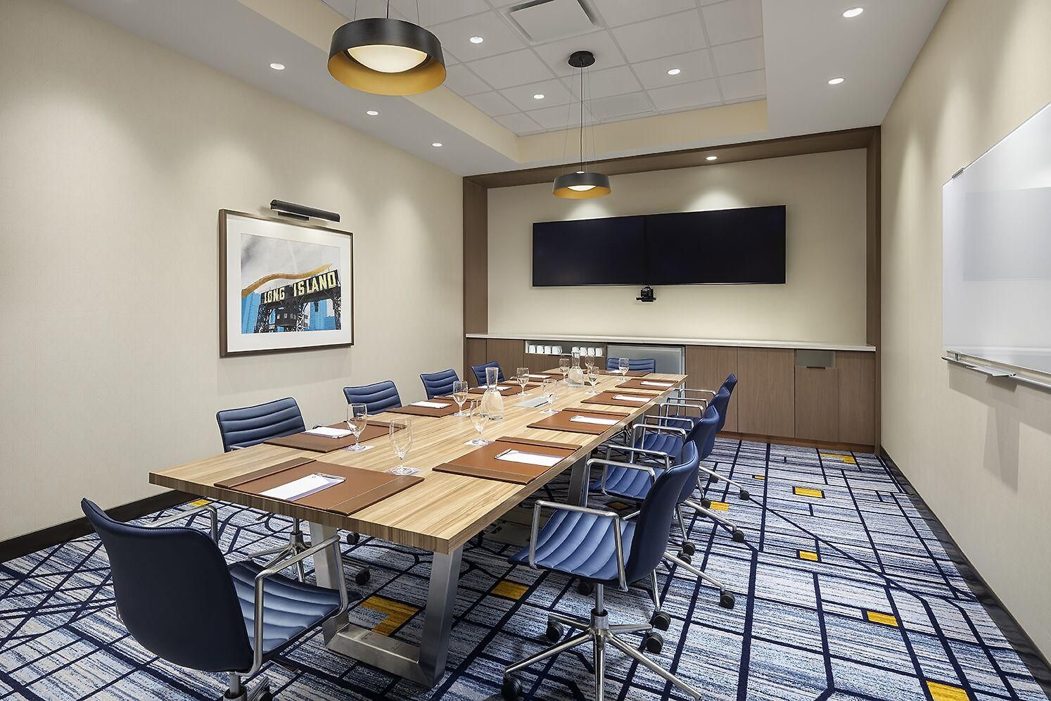 Hyatt Regency Jfk Airport At World 4*