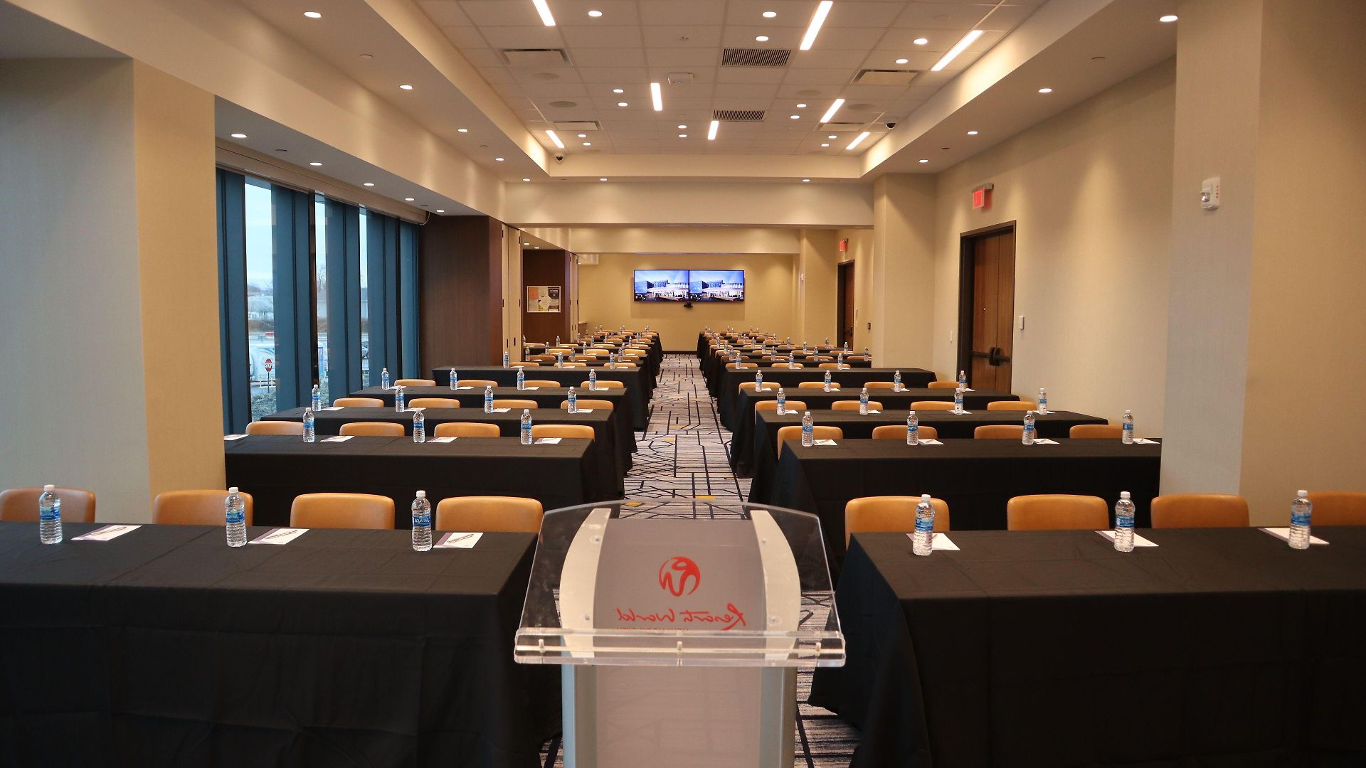 Hotel Hyatt Regency Jfk Airport At World 4*