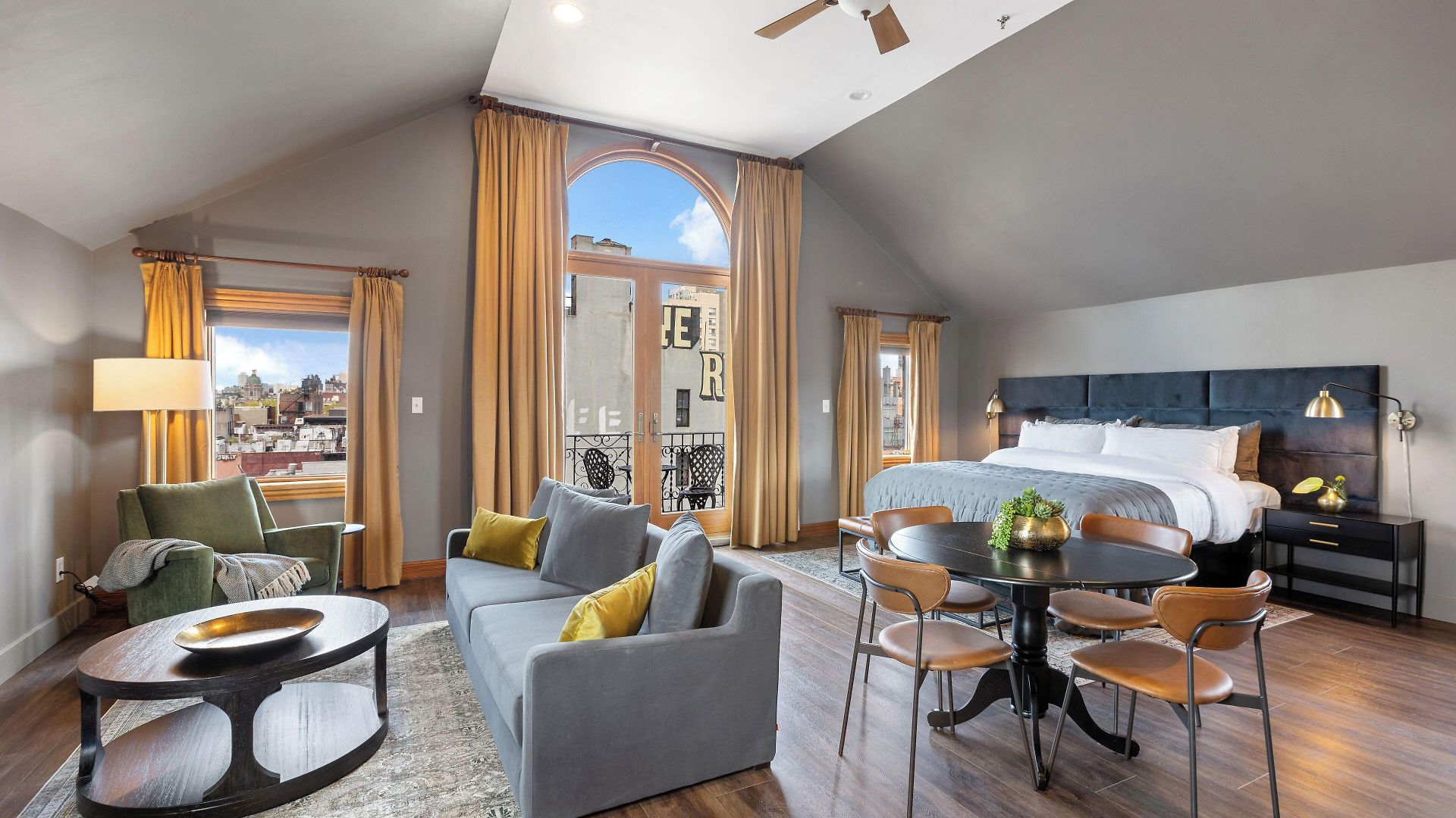 Hotel The Historic Blue Moon - Nyc 4*