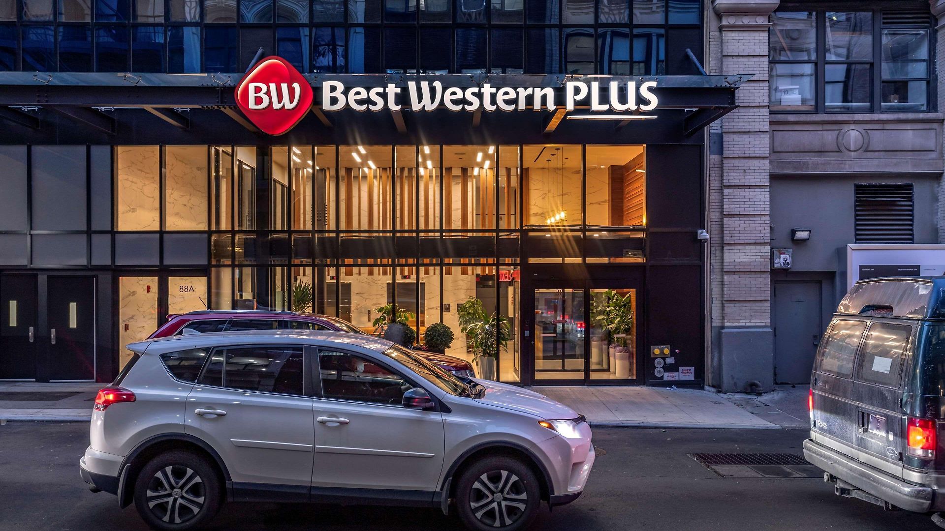 Western Soho Hotel 3*