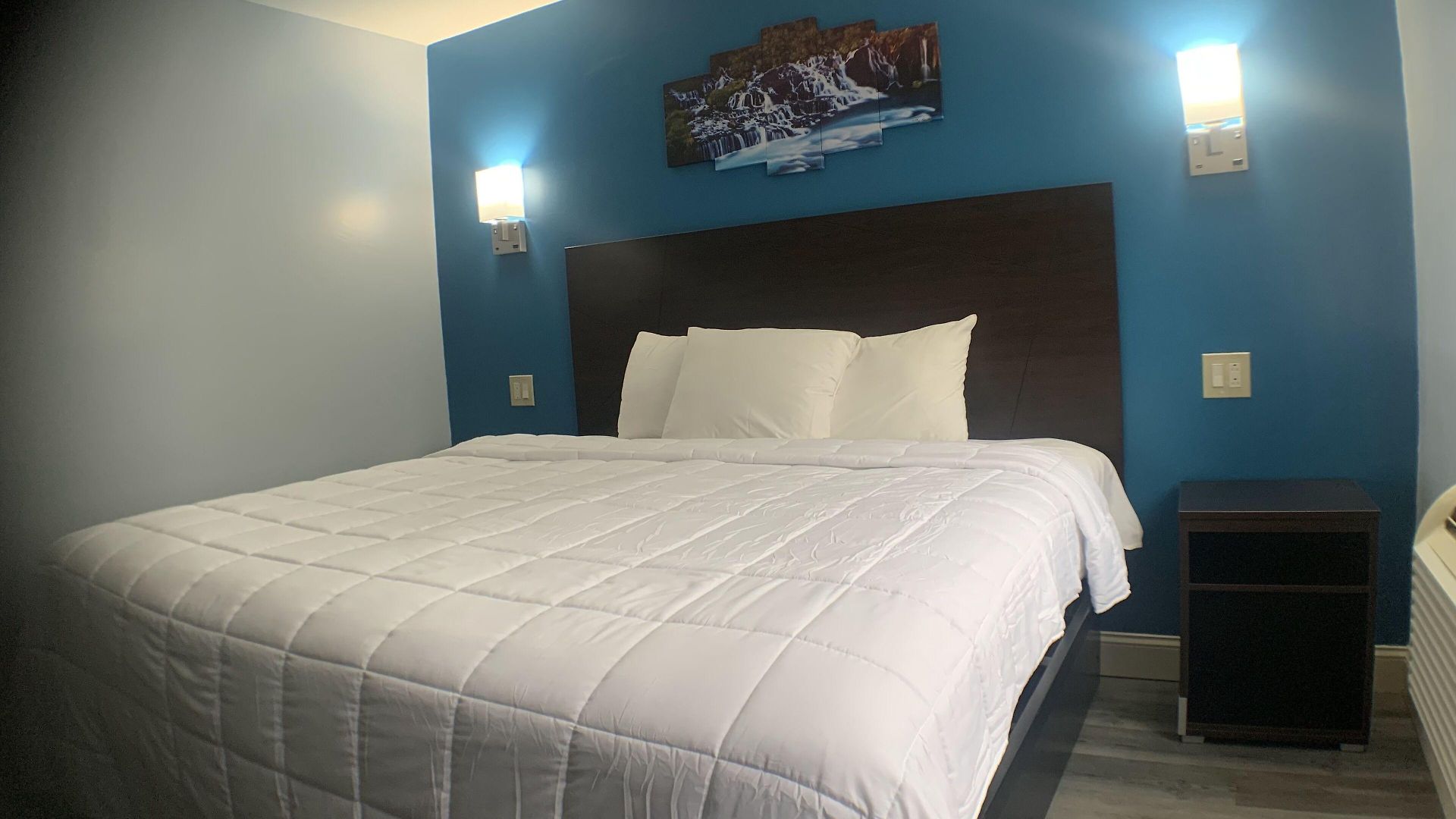 East Hotel 2*