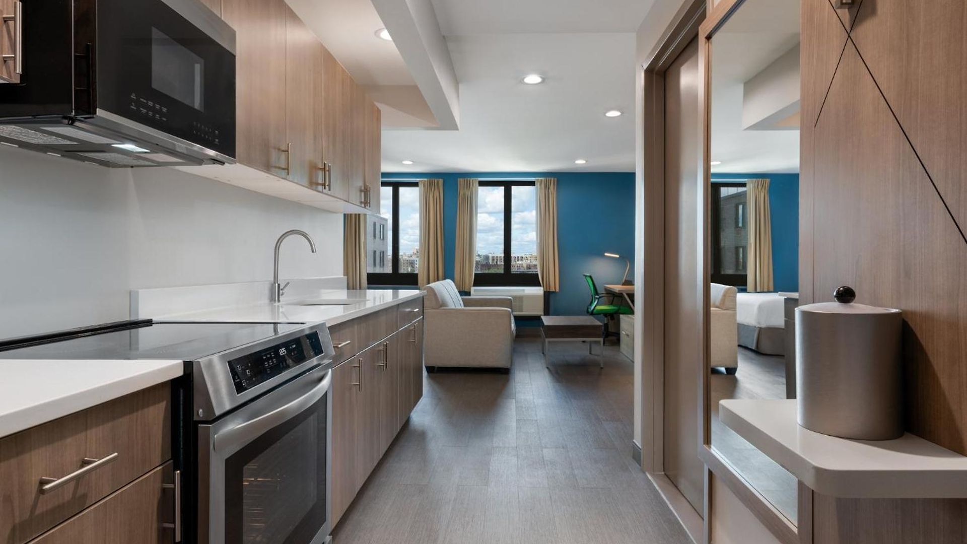 Express & Bronx - Barnabas Area By Ihg Hotel New York