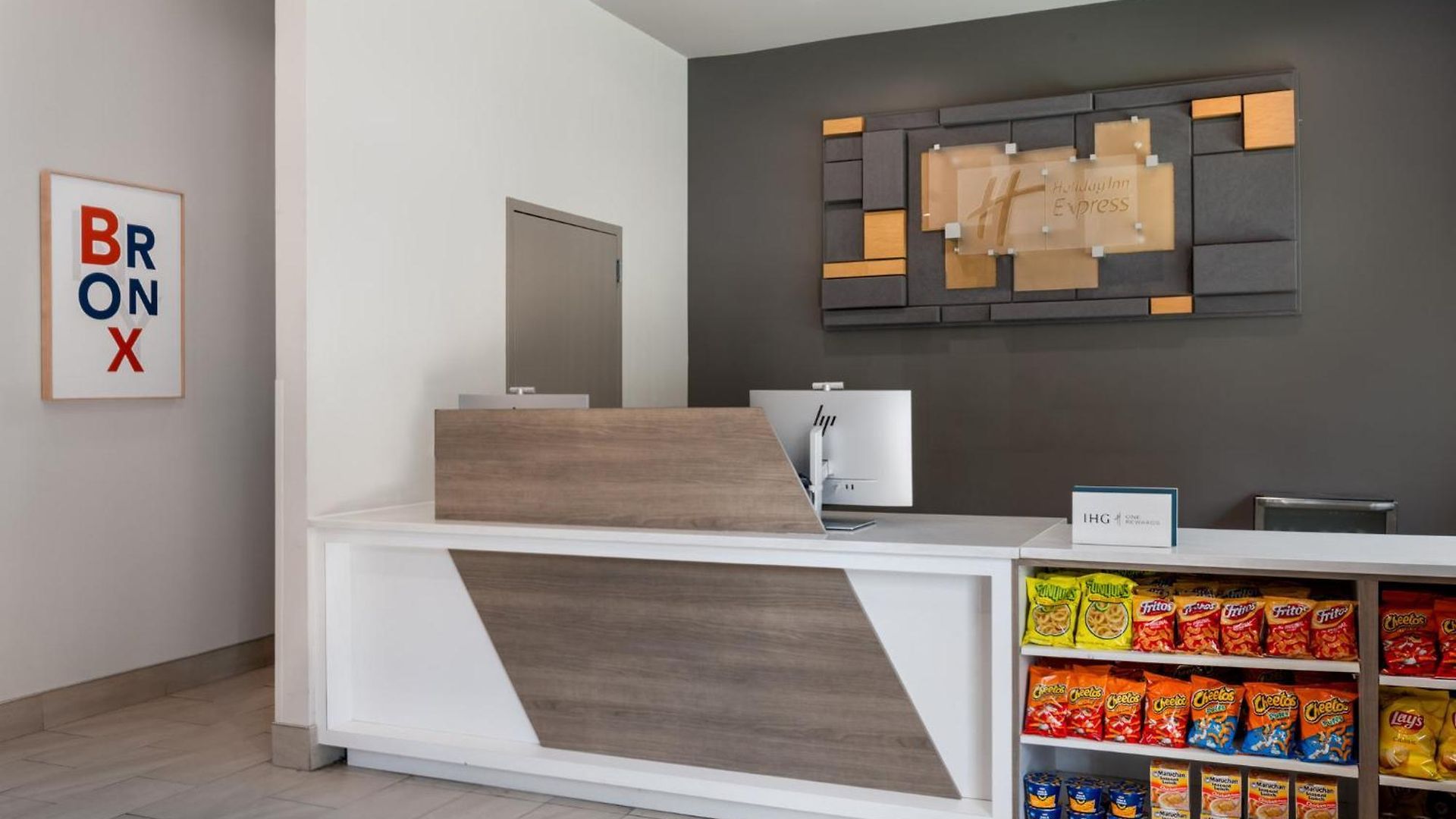Hotel Express & Bronx - Barnabas Area By Ihg 2*
