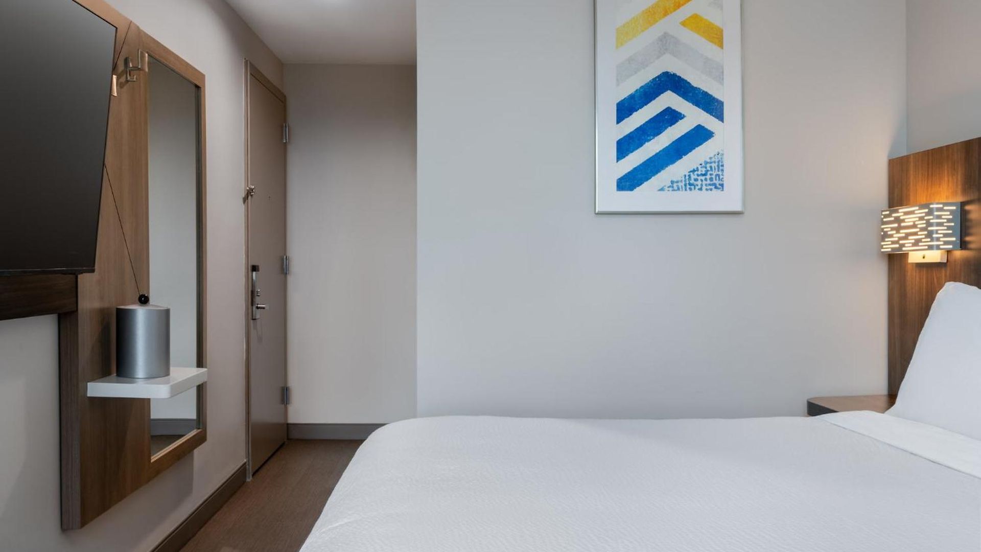 Express & Bronx - Barnabas Area By Ihg Hotel