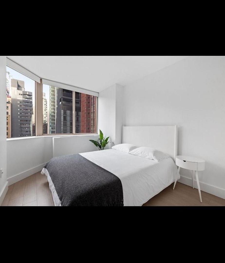 Unique Place In Midtown Nyc Apartment