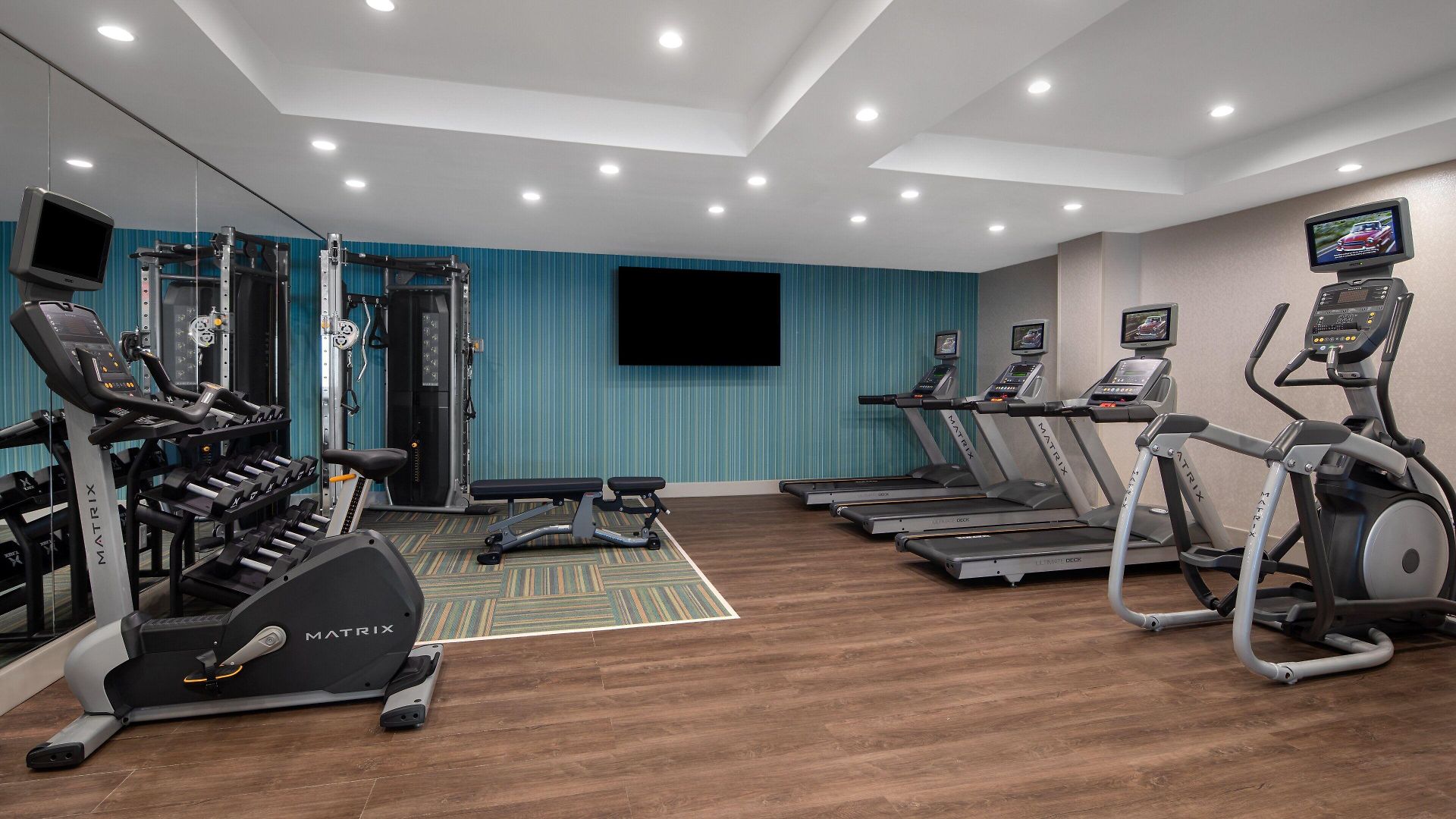 Express & Woodside Laguardia Airport Hotel