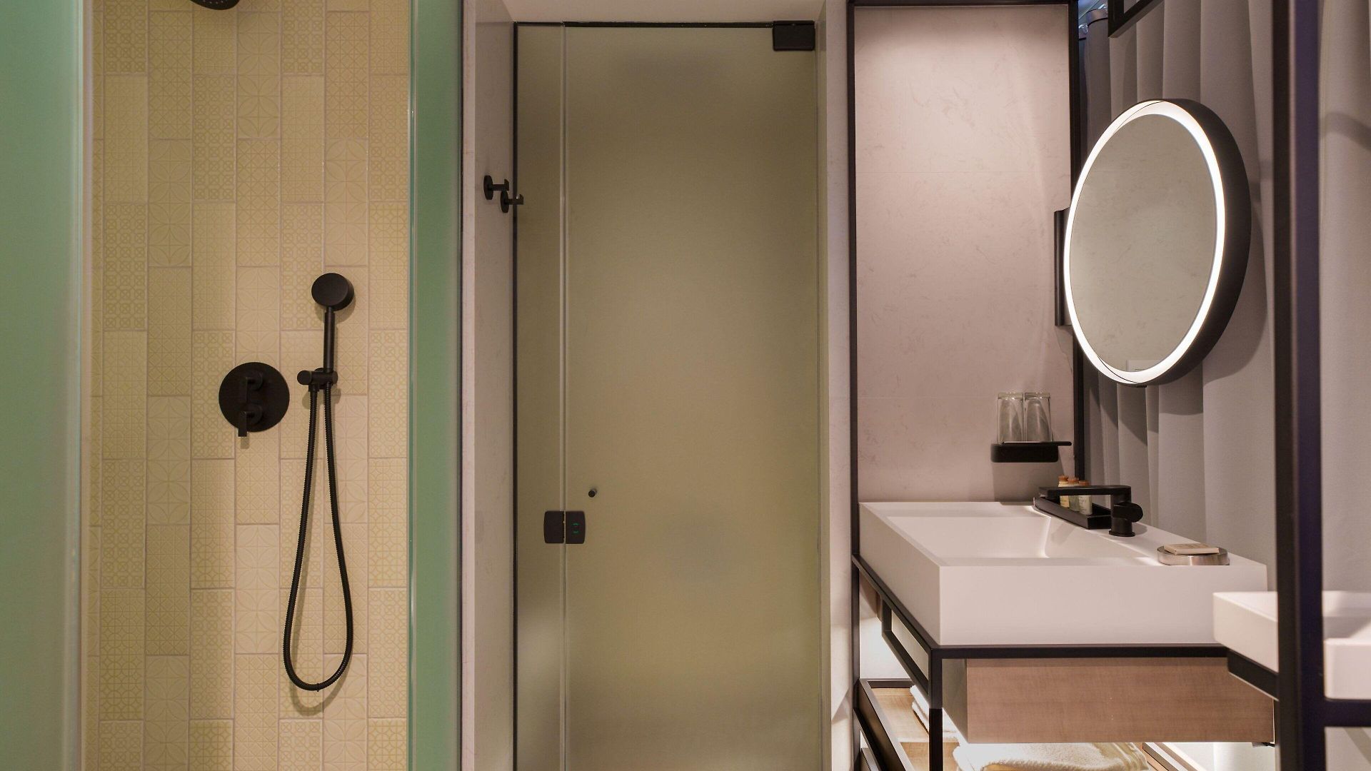 Renaissance Flushing At Tangram Hotel New York