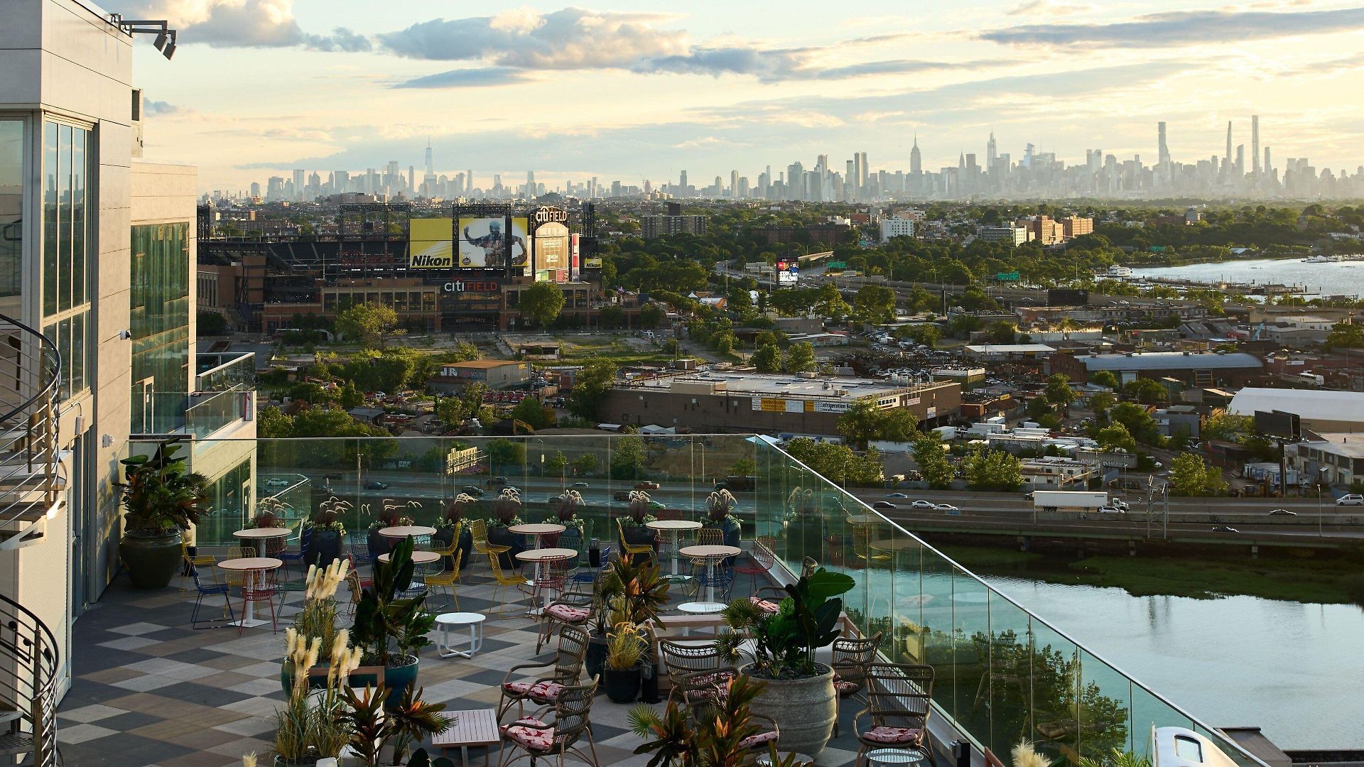 Renaissance Flushing At Tangram 4* New York