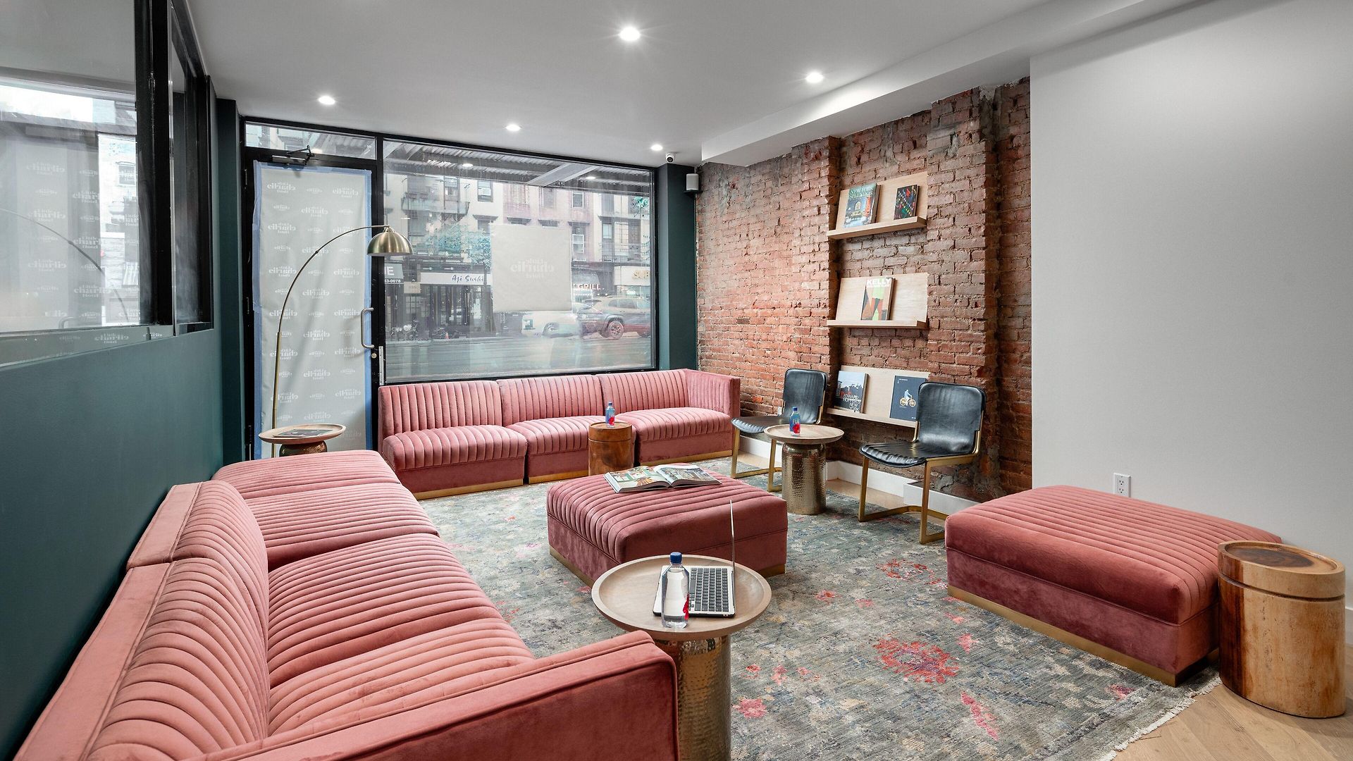 Little Charlie Hotel 4*