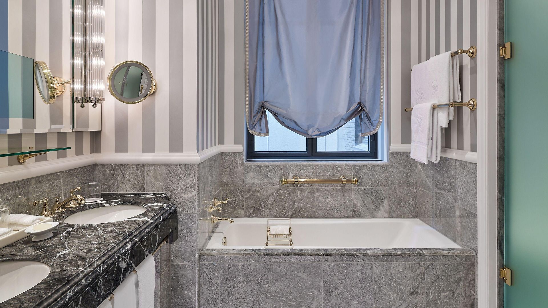 Hotel 5th & 55th Club 2*