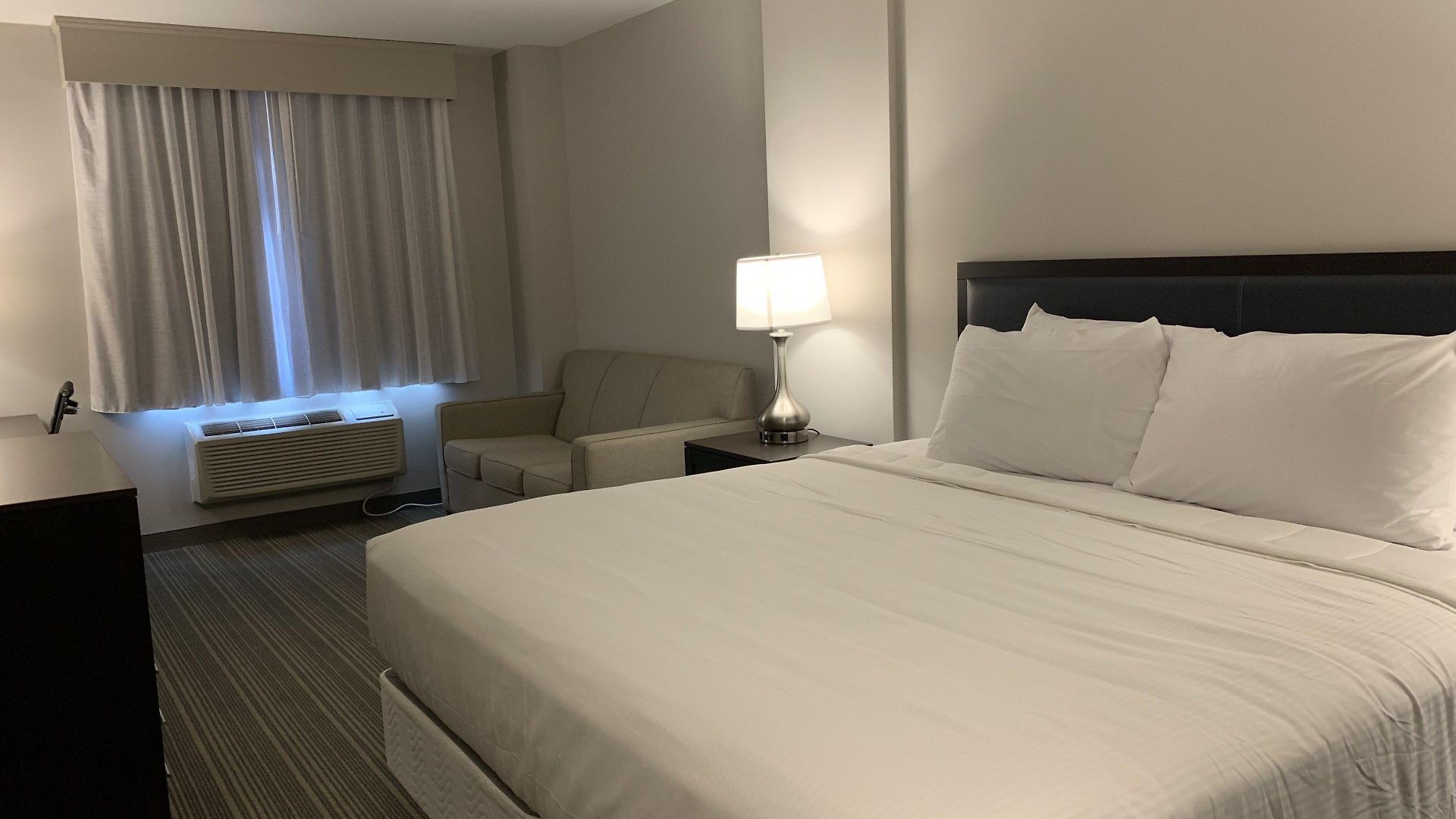 Wingate By Wyndham Jfk Airport, Far Rockaway Ny 2* New York