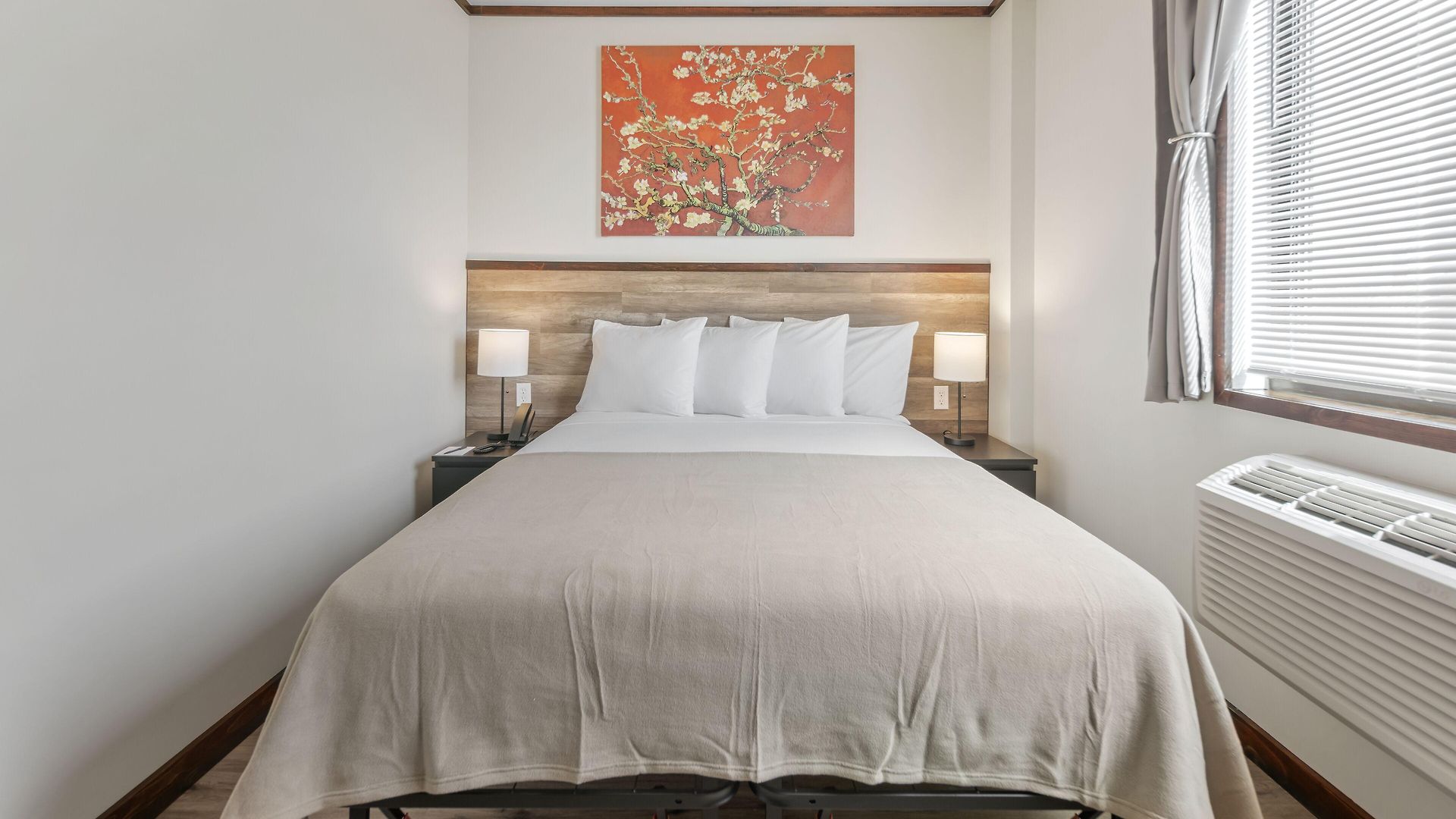 Highbridge Hotel 3*
