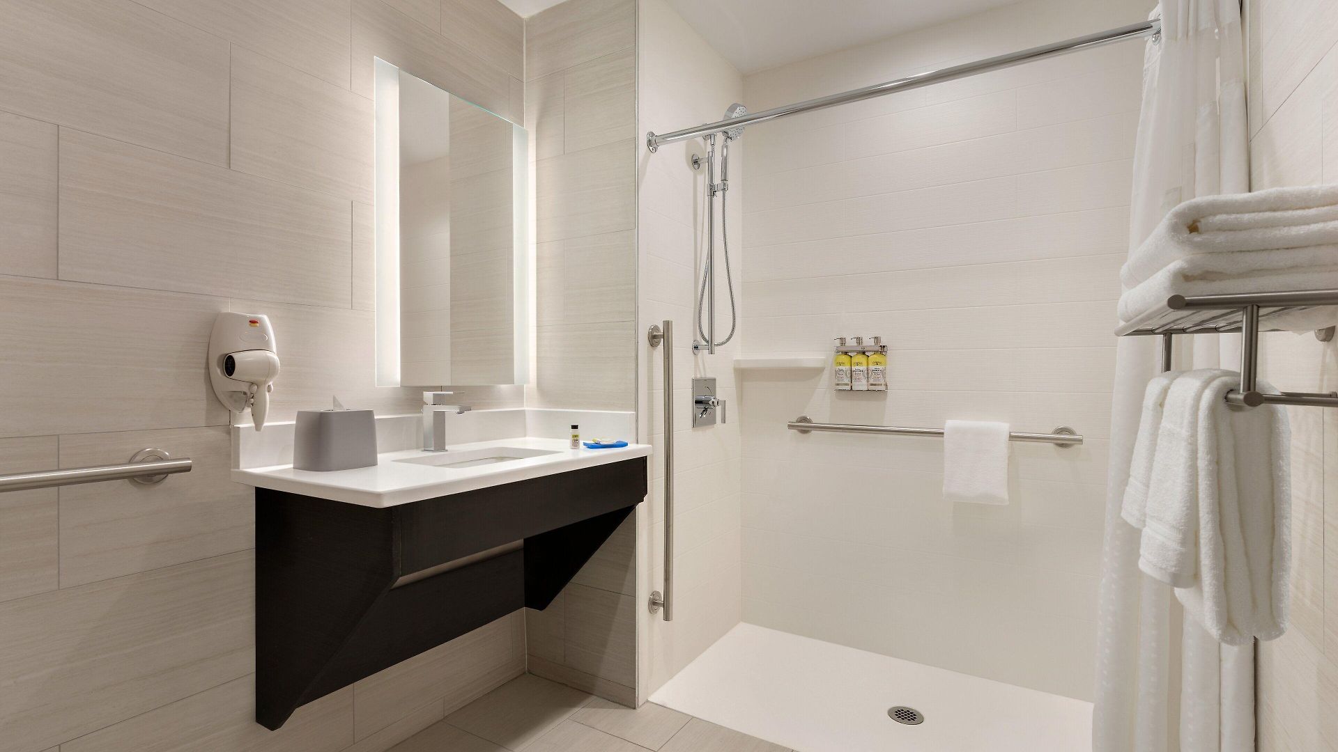 Hotel Express - Jamaica - Jfk Airtrain - Nyc By Ihg 3*