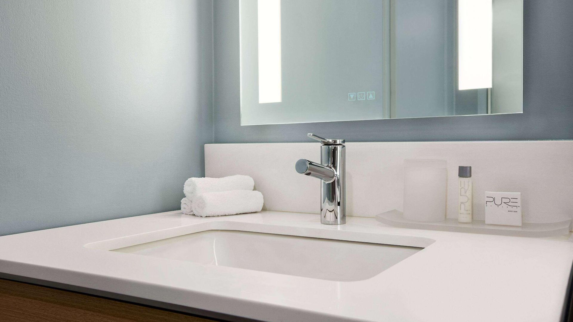 Wingate By Wyndham Bronx Haven Park Hotel 4*