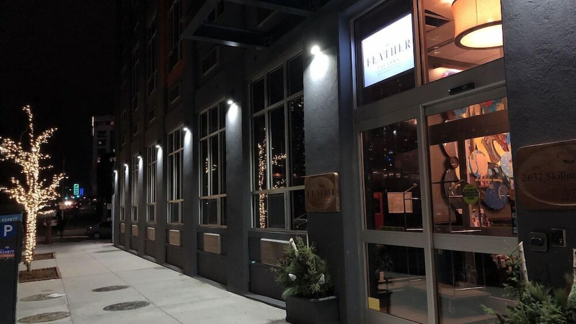 Feather Factory Hotel 3*