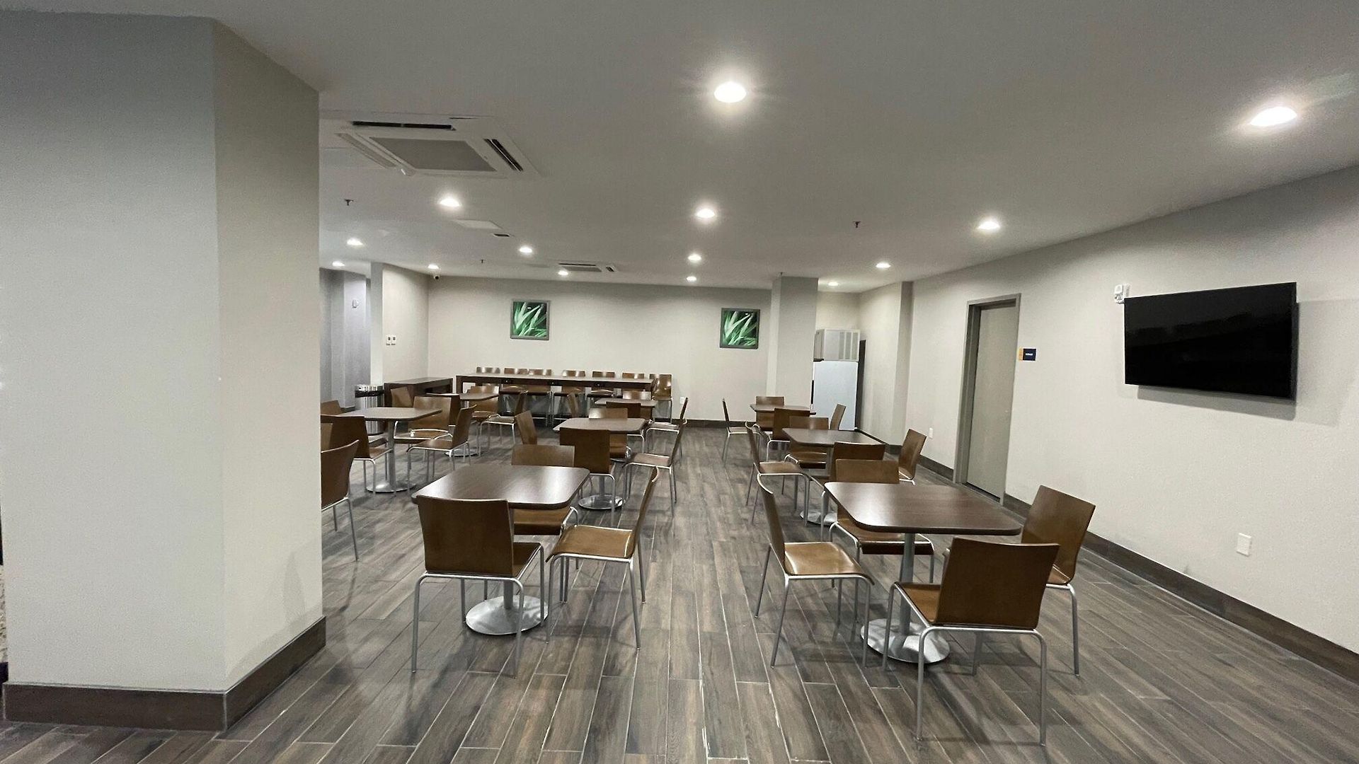 Days By Wyndham Bronx Nyc New York