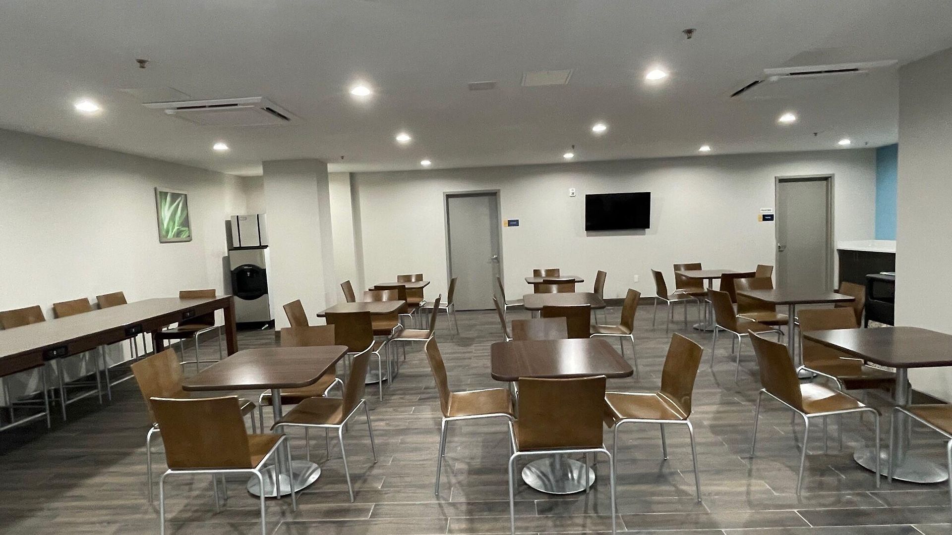Days By Wyndham Bronx Nyc Hotel New York