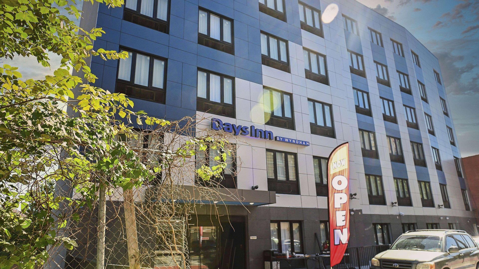 Days By Wyndham Bronx Nyc Hotel 3*