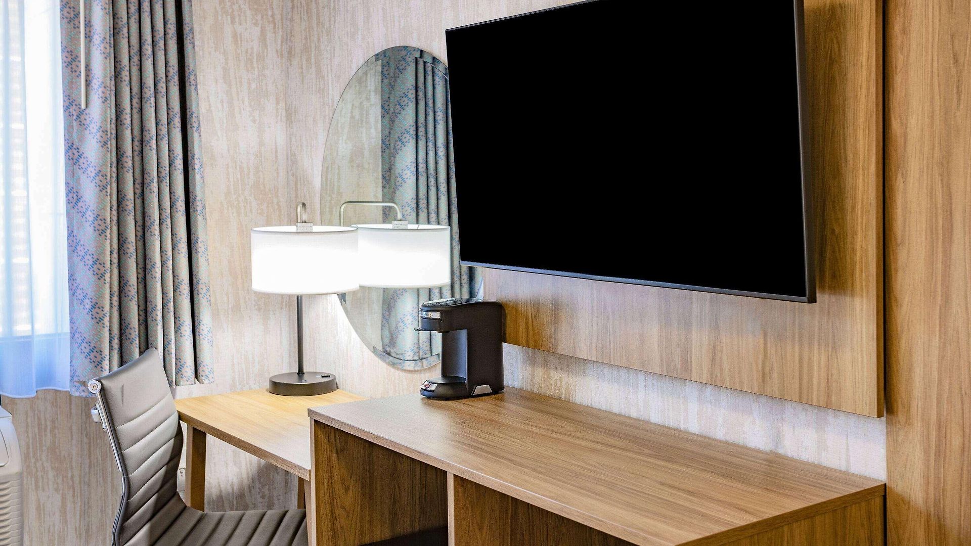 Hotel Days By Wyndham Bronx Nyc 3*