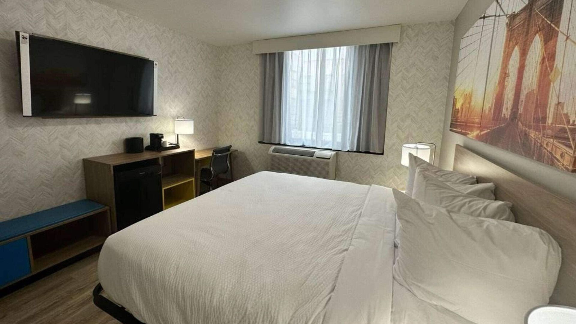 Days By Wyndham Brooklyn Eastern Parkway Hotel