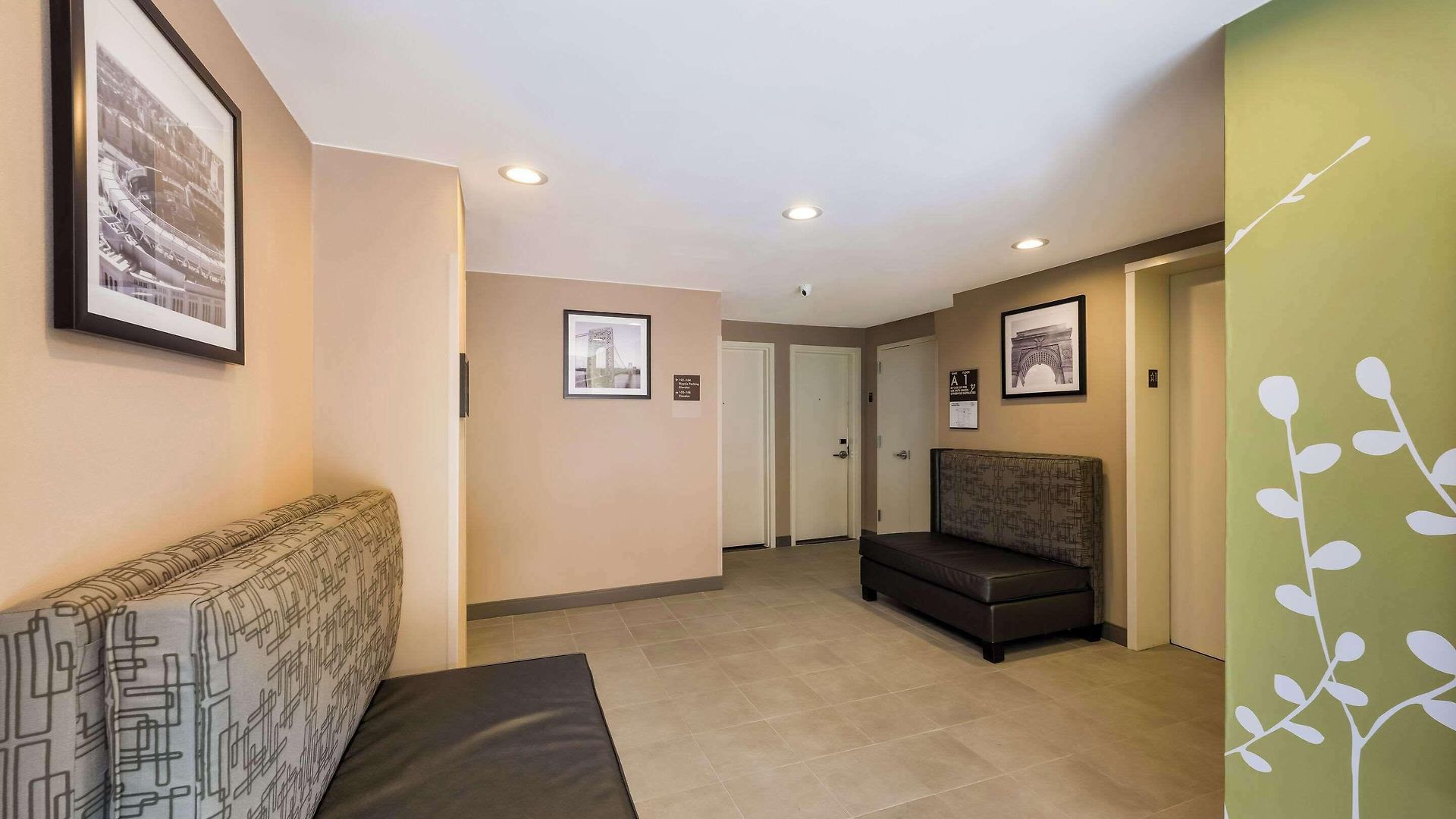 Sleep Bronx - Soundview Hotel