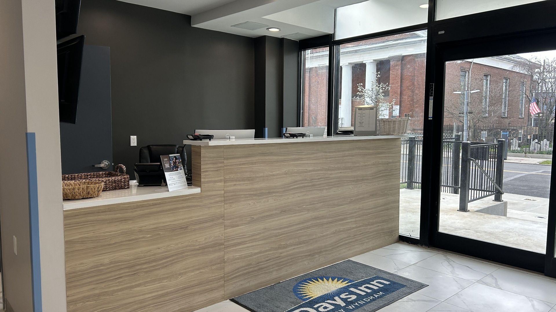 Hotel Days By Wyndham Staten Island 2*
