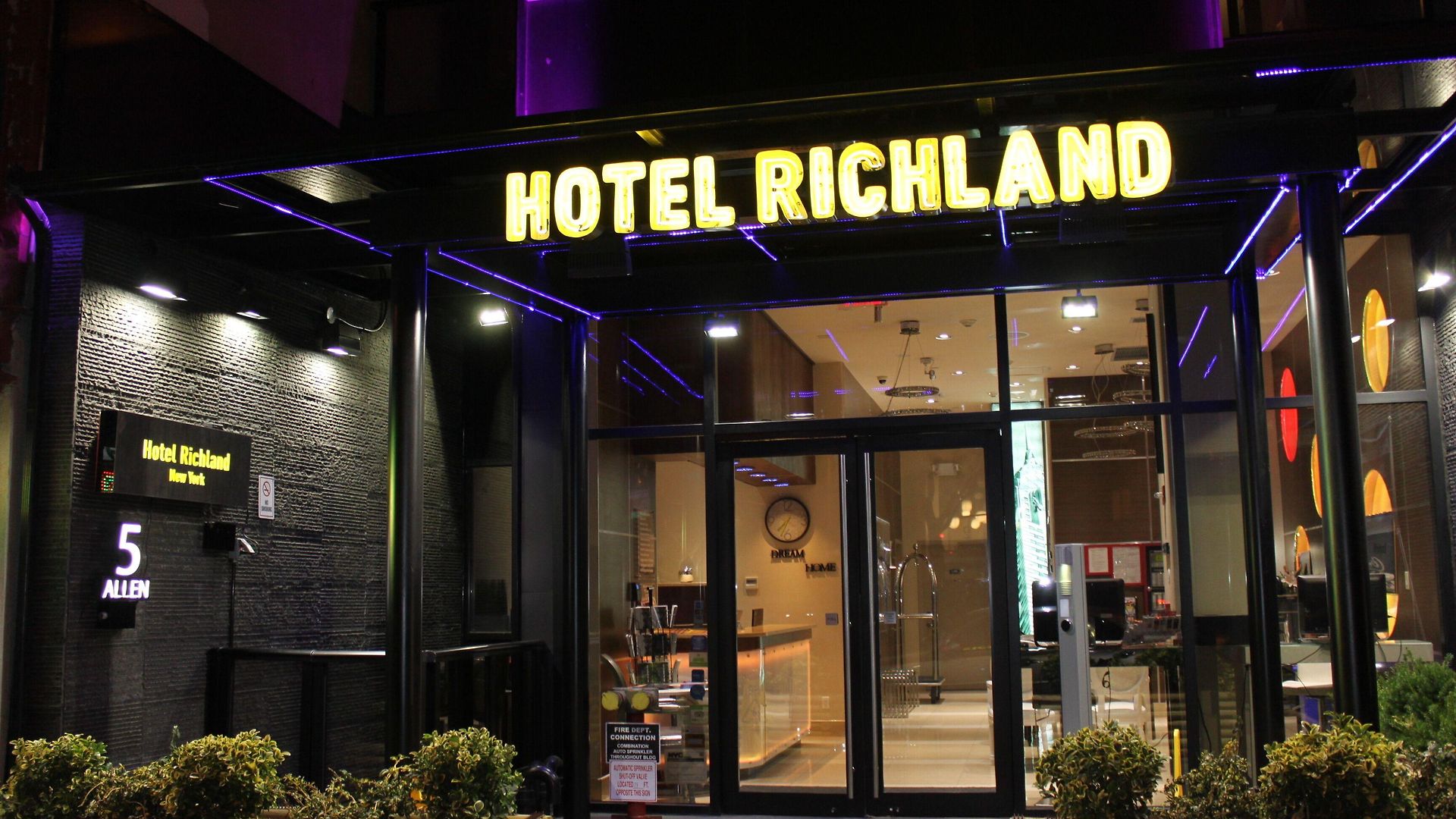 Richland Les Hotel