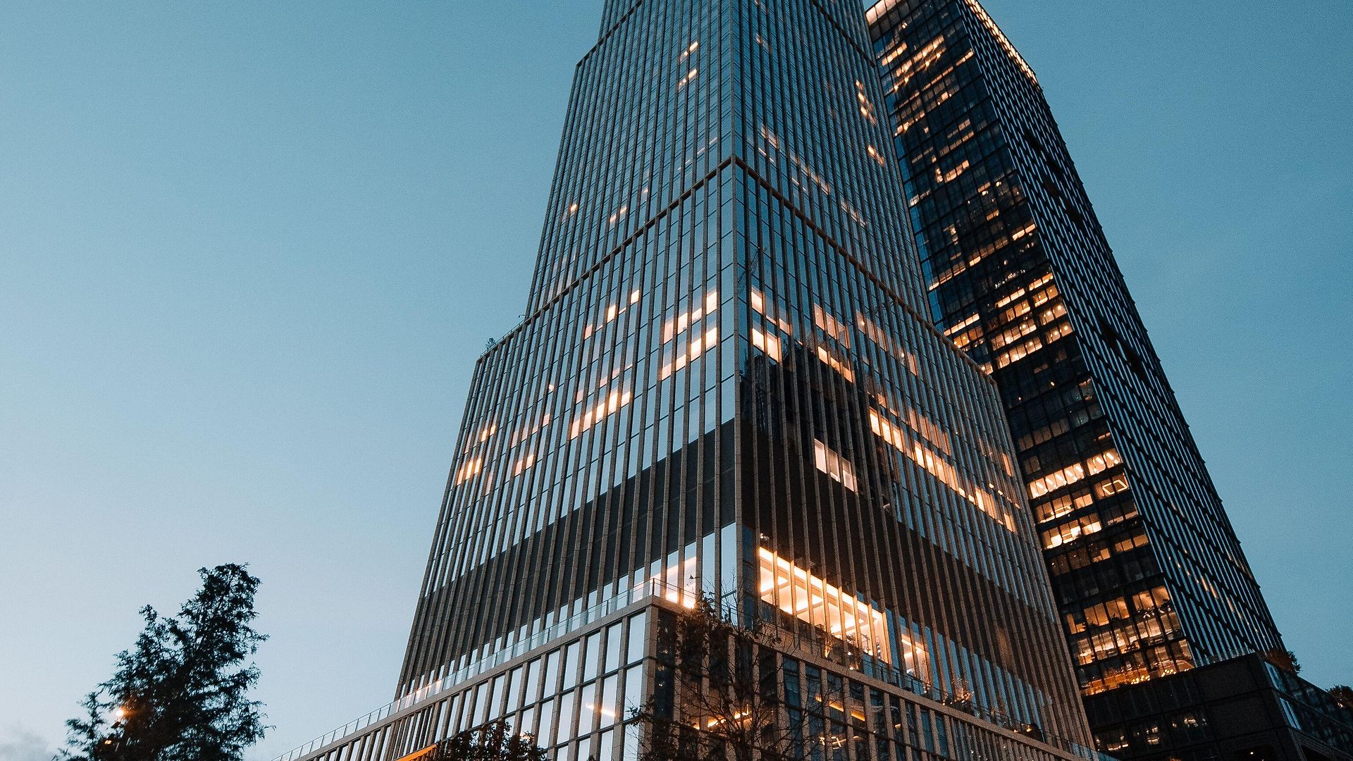 Equinox Hotel