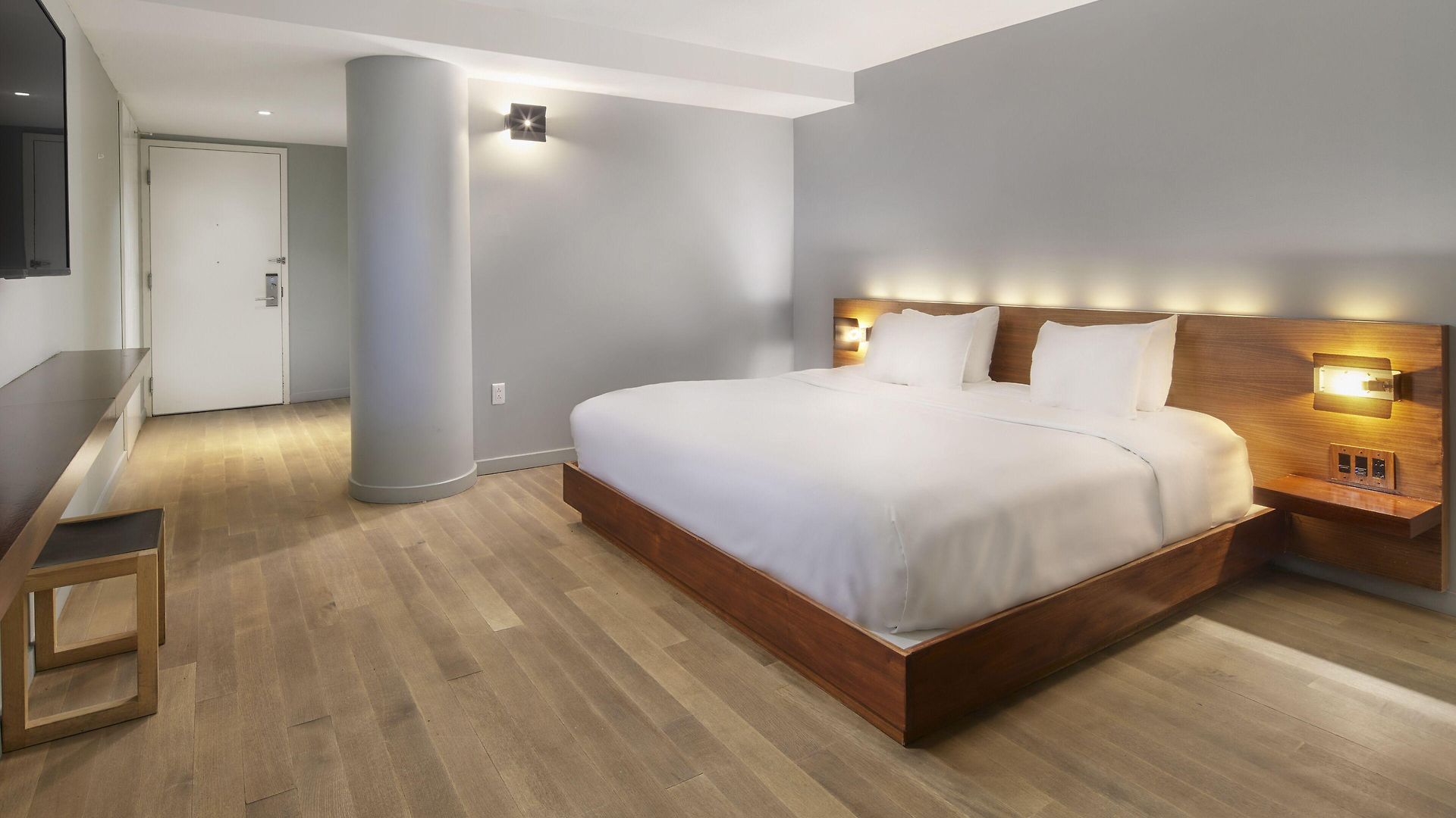 Truss Times Square Hotel 4*