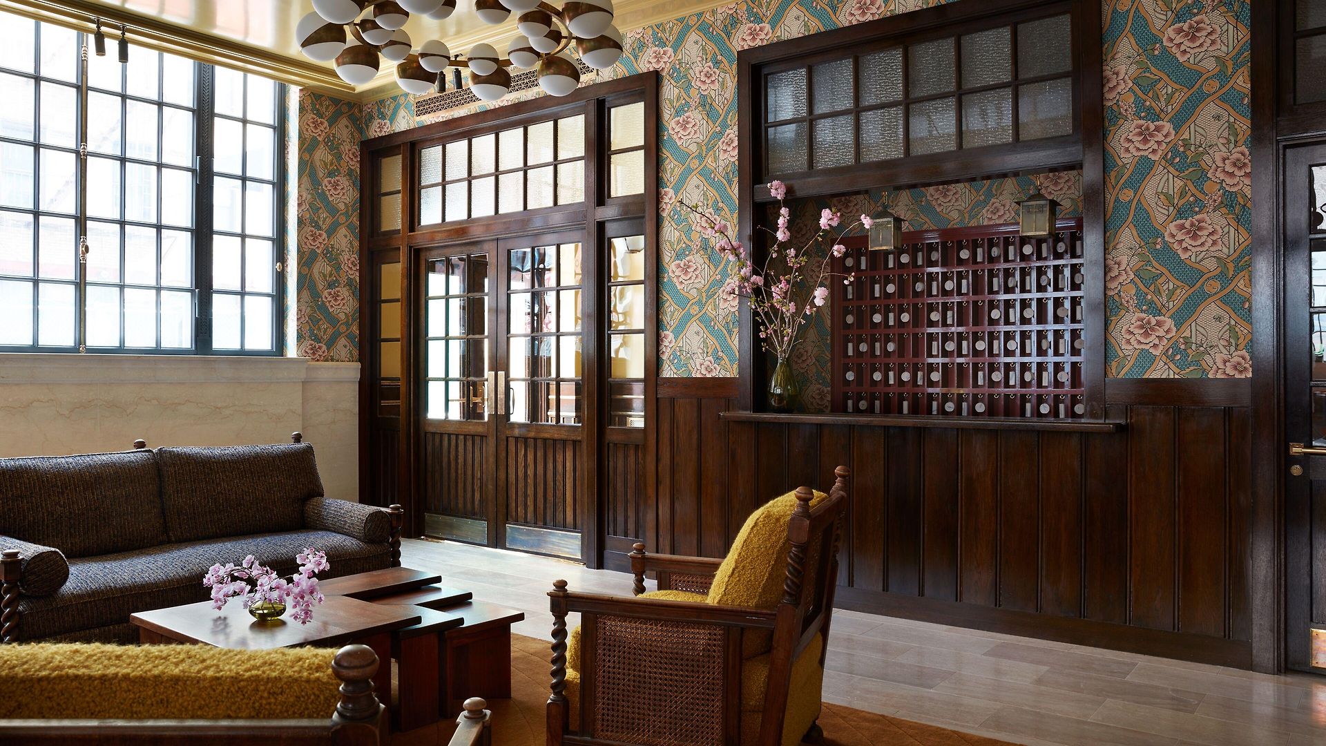 Nine Orchard Hotel 4*