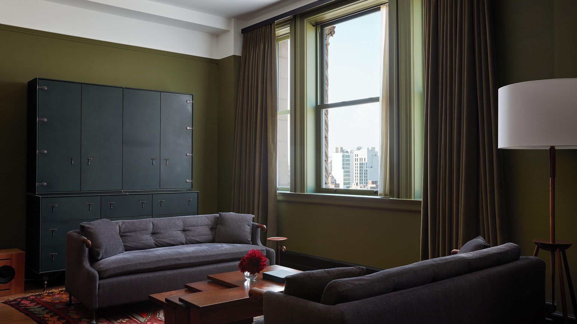 Nine Orchard Hotel 4*