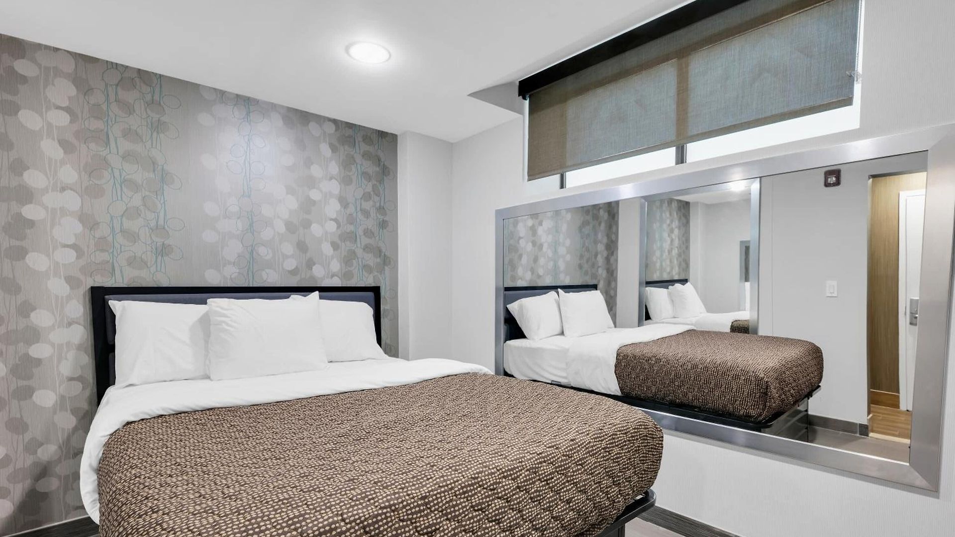 Mint Jfk Airport 3*