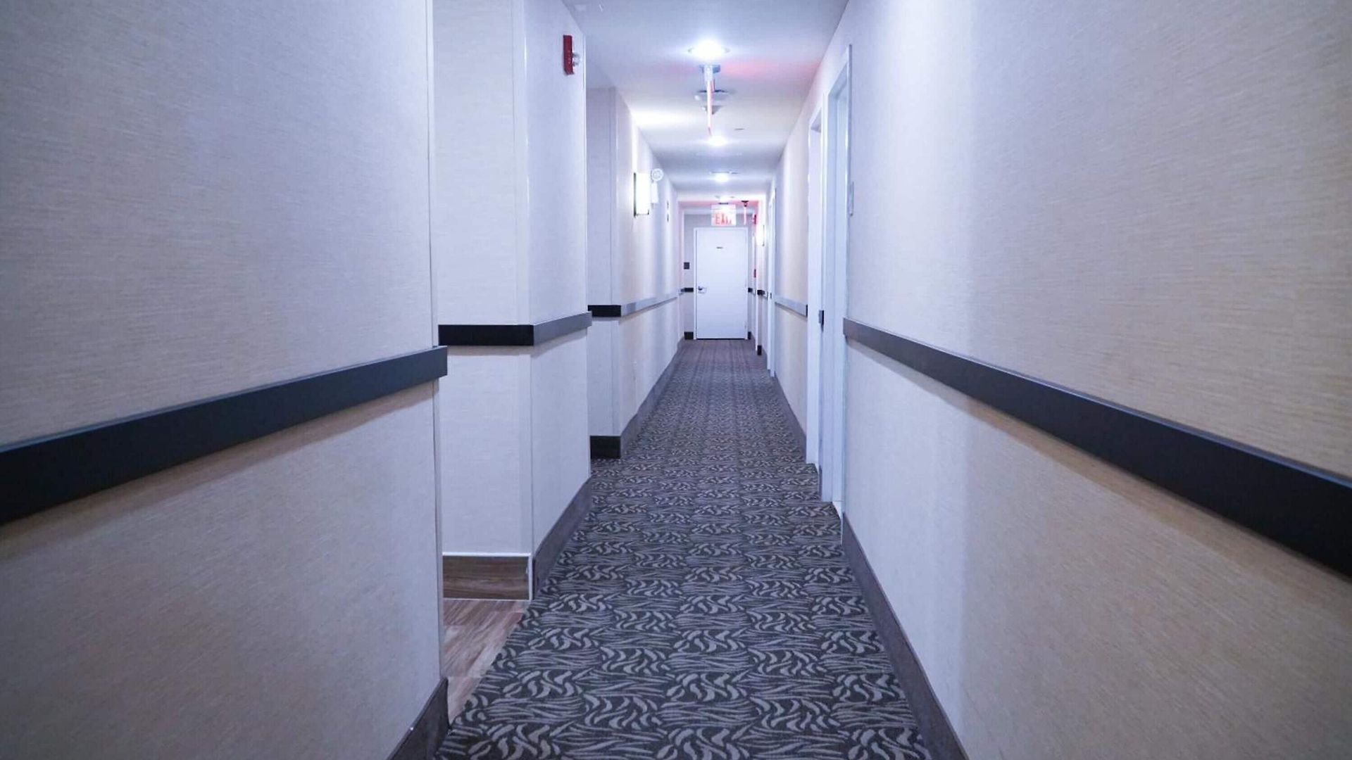 Hotel Mint Jfk Airport New York