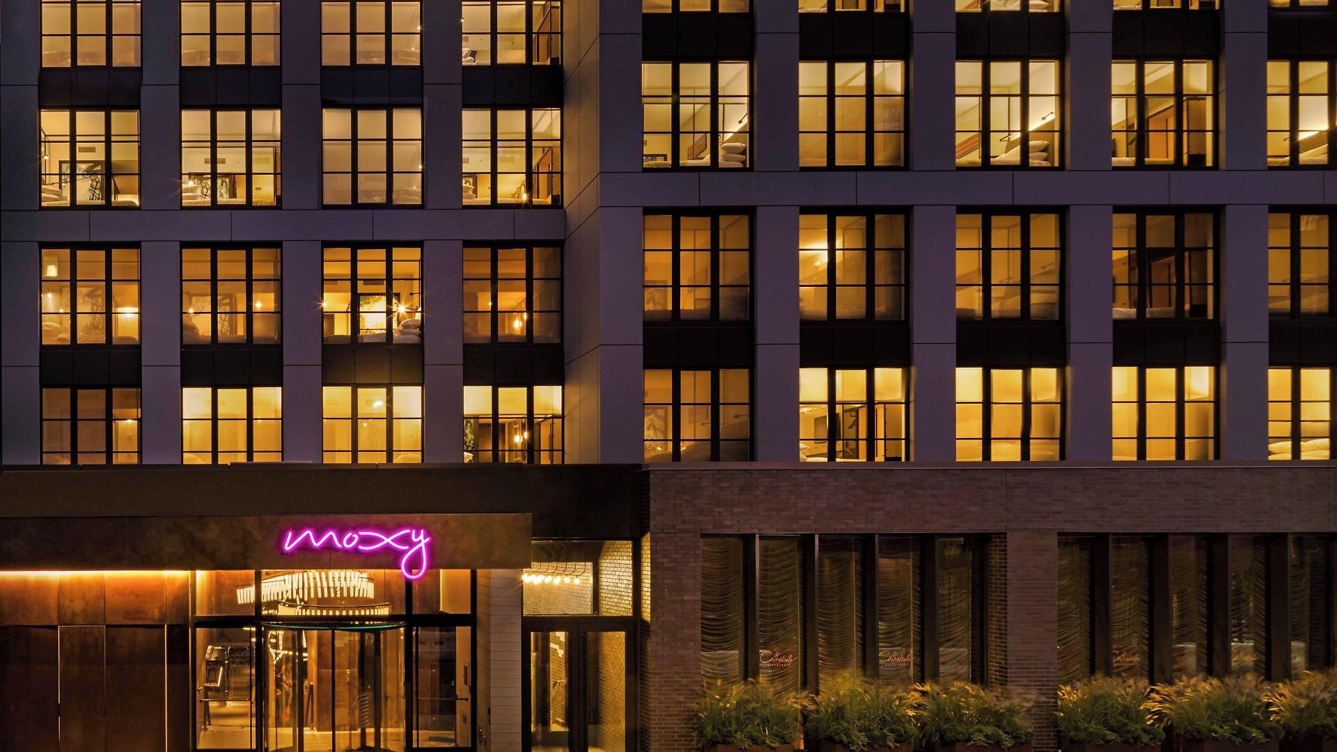 Moxy Nyc East Village Hotel New York